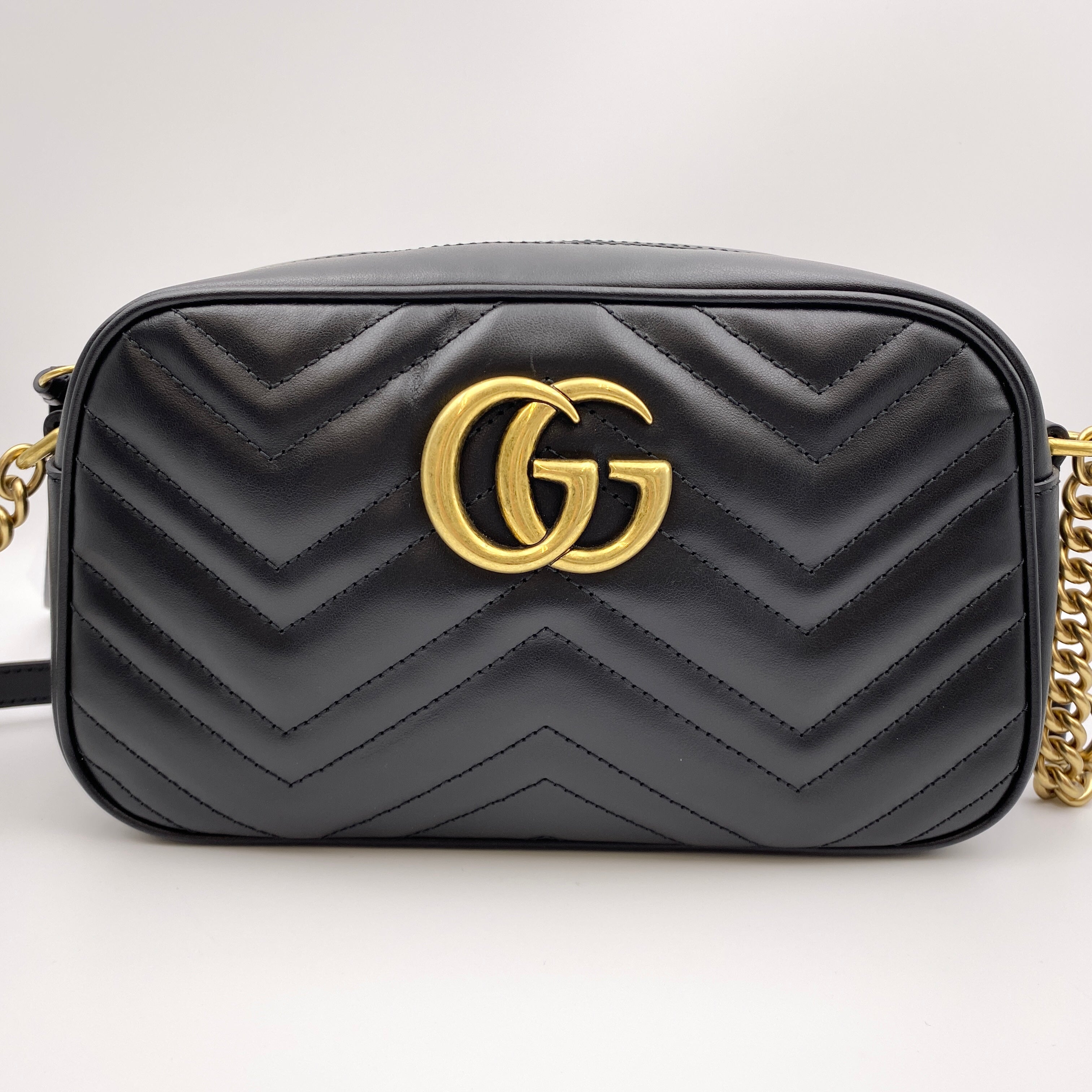 GUCCI_(グッチ)_GGマーモント キルティング_ スモール ショルダーバッグ 447632_中古品