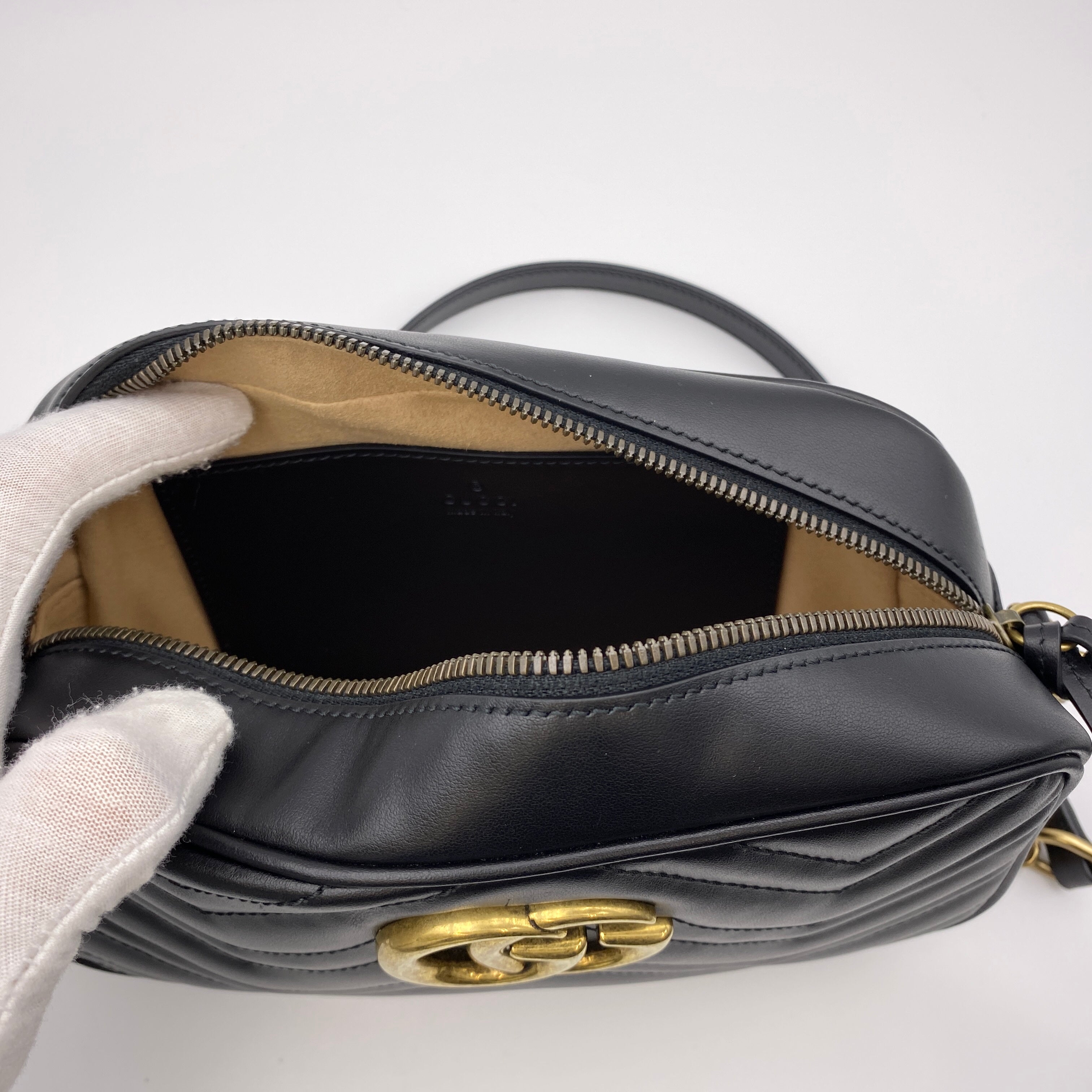 GUCCI_(グッチ)_GGマーモント キルティング_ スモール ショルダーバッグ 447632_中古品