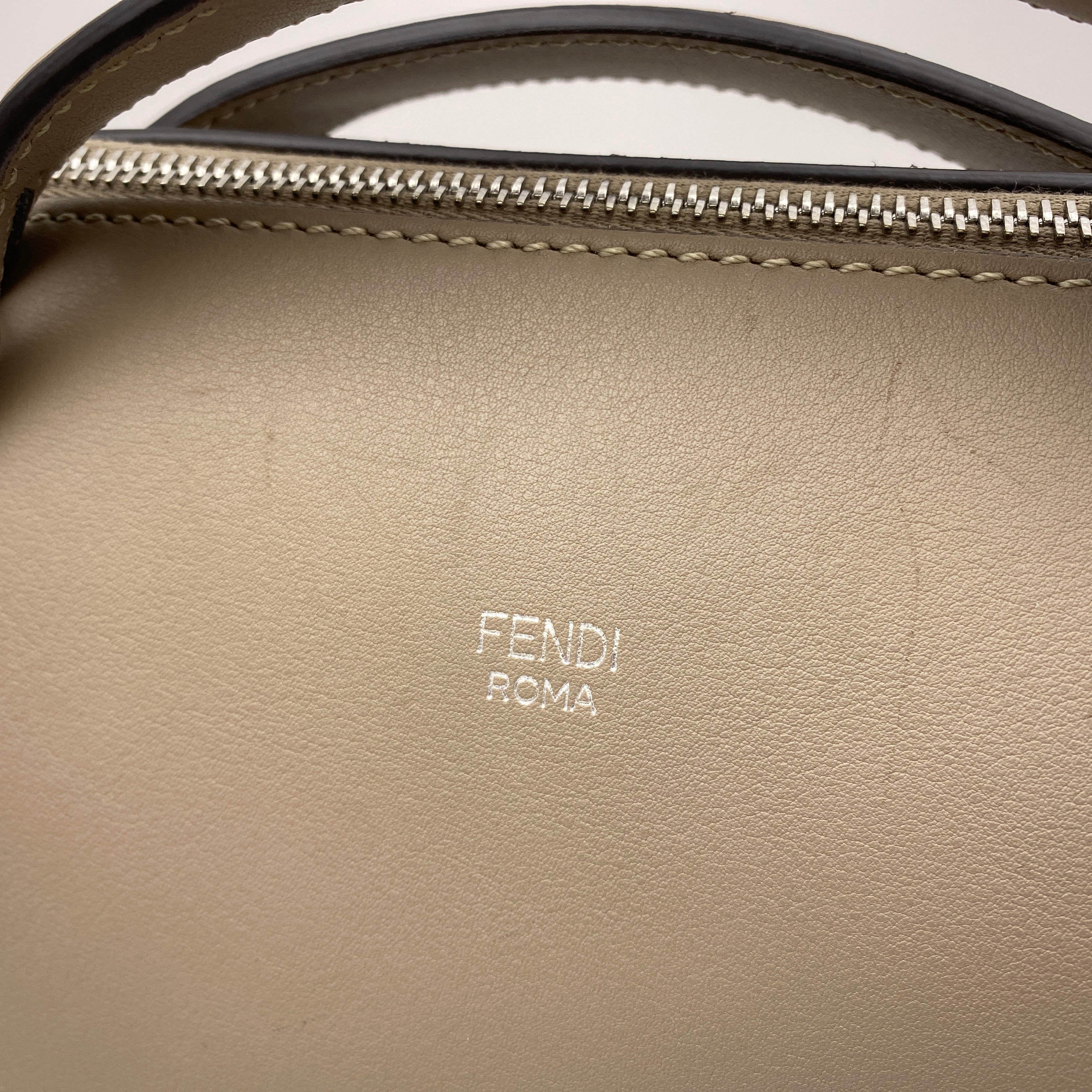 【送料無料】_ FENDI_(フェンディ)_バイザウェイミディアム8BL124-1D5_カーフ ダブグレー_中古品