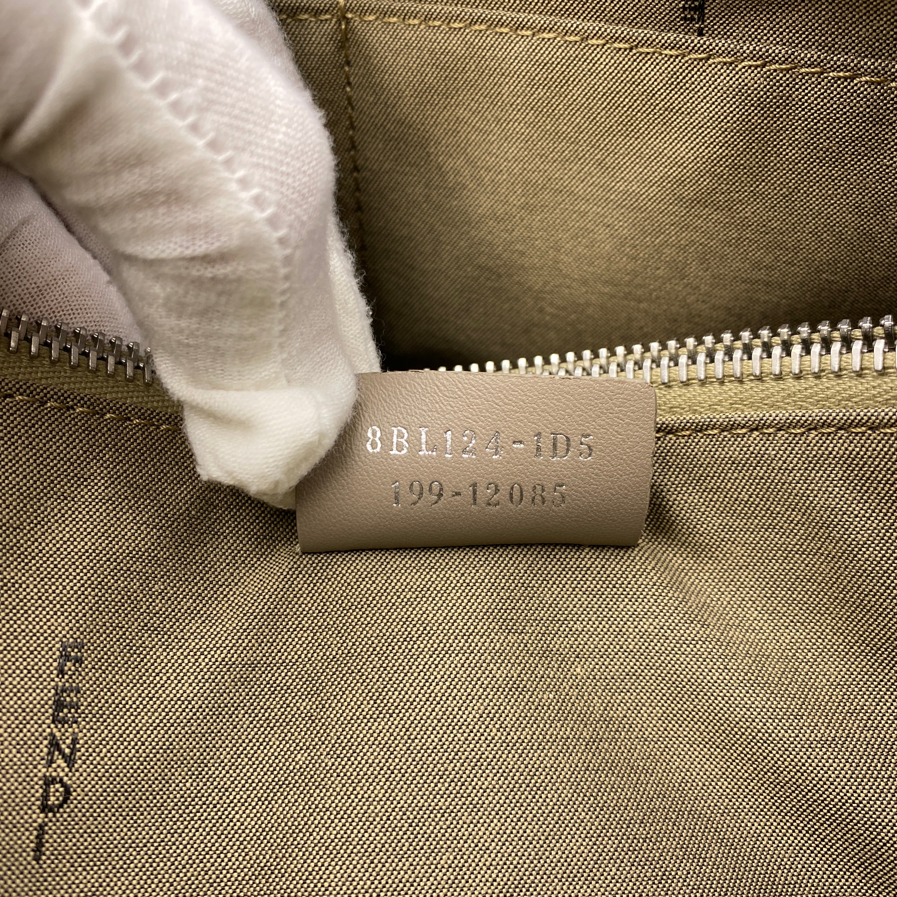 【送料無料】_ FENDI_(フェンディ)_バイザウェイミディアム8BL124-1D5_カーフ ダブグレー_中古品