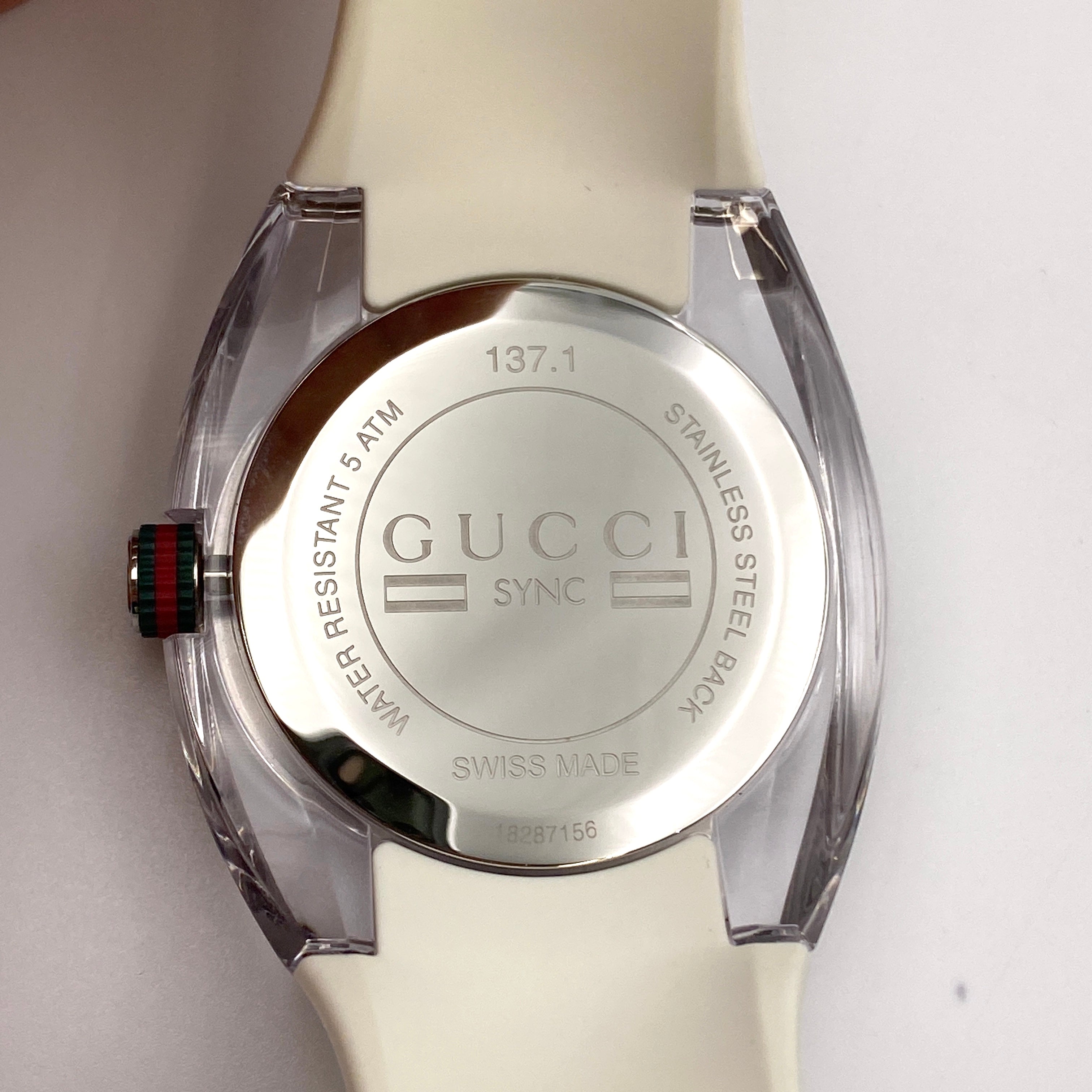 【送料無料】_GUCCI_(グッチ)_SYNC シンク_YA137102A_QZ 腕時計_中古品