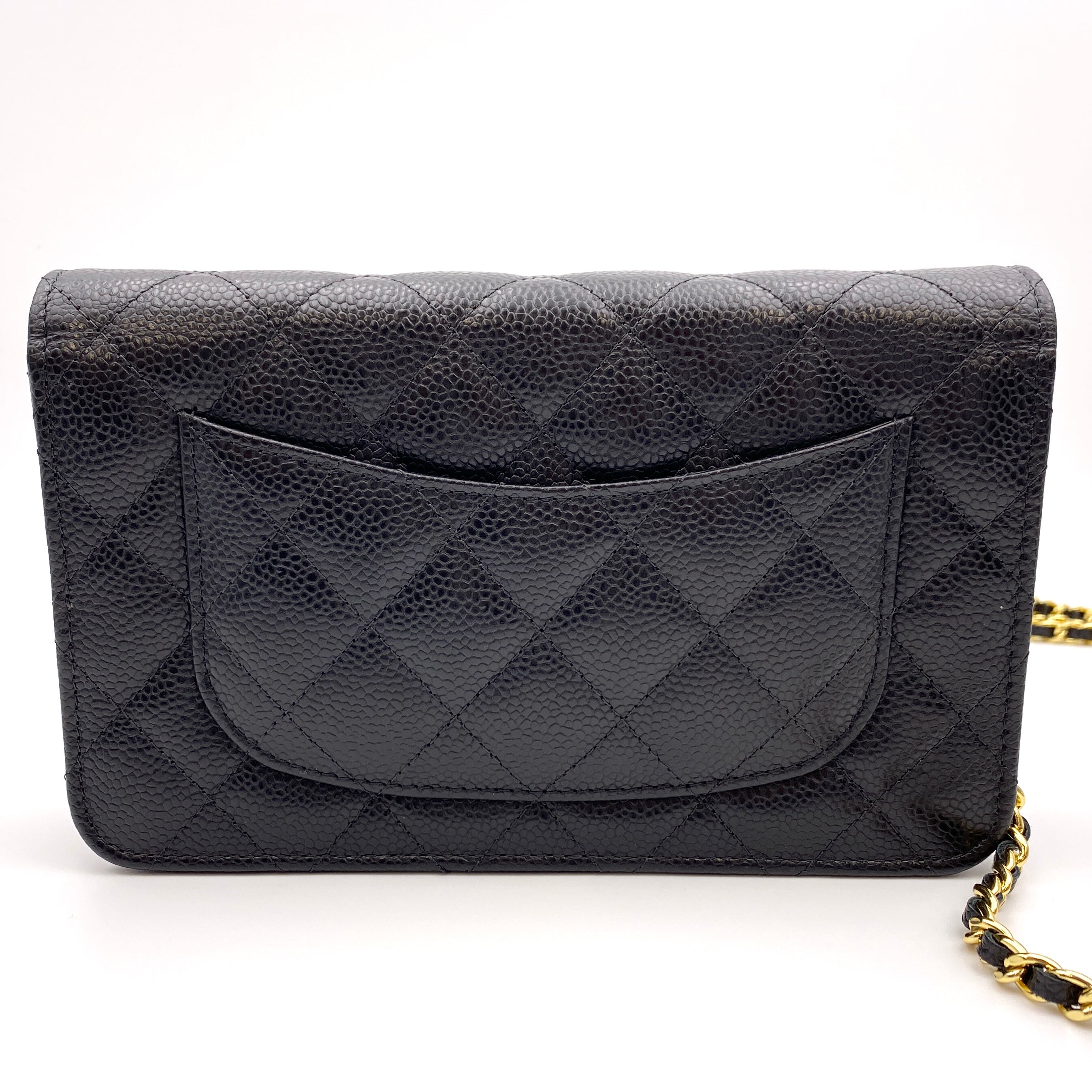 【送料無料】_ CHANEL_(シャネル)_クラッシックチェーンウォレット _マトラッセ/キャビアスキン _中古品