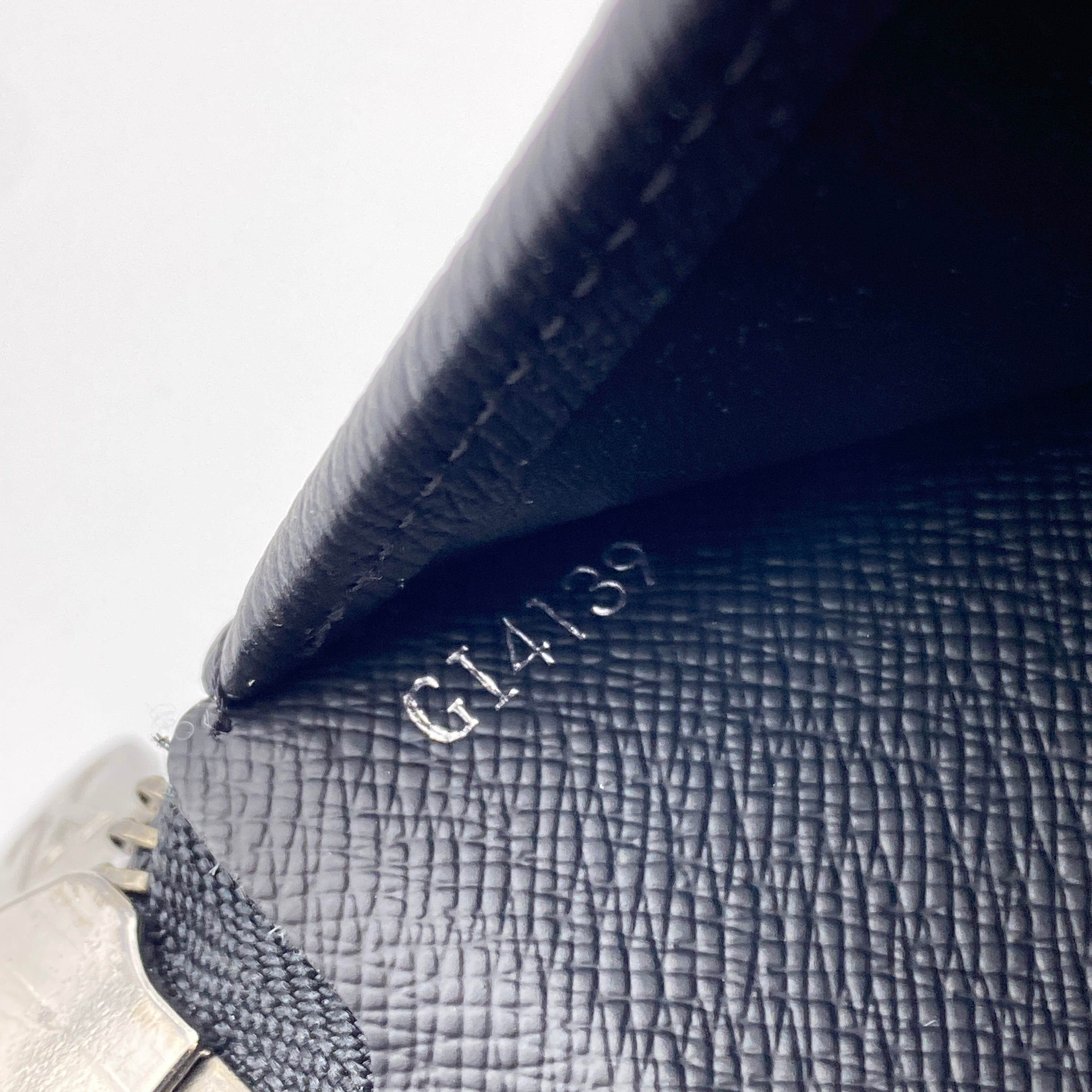 LOUIS VUITTON_(ルイヴィトン)_ジッピーウォレット・ヴェルティカル_ M62295_ 中古品