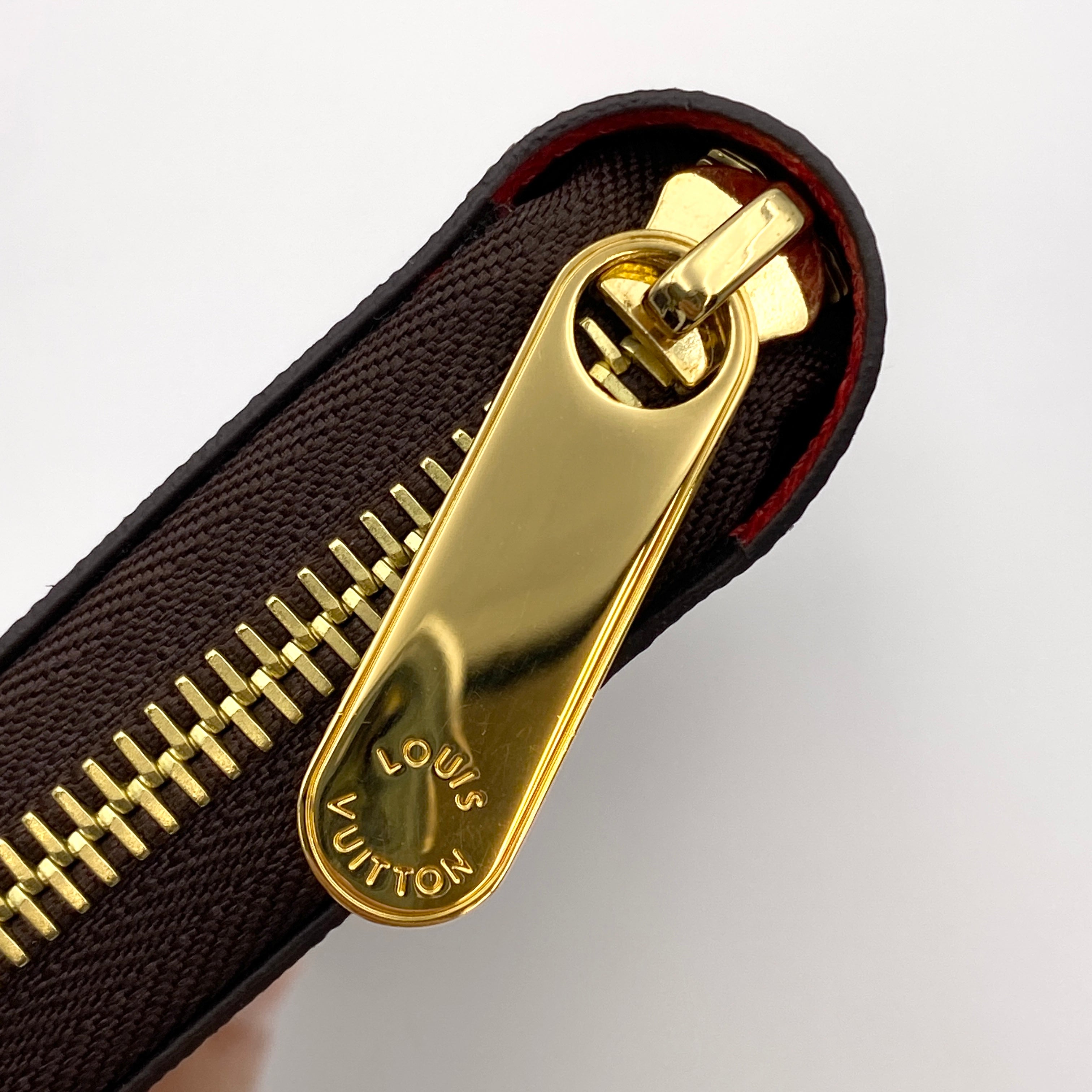 【送料無料】_ LOUIS VUITTON_(ルイヴィトン)_ジッピー・ウォレット _M41896(コクリコ) _未使用品