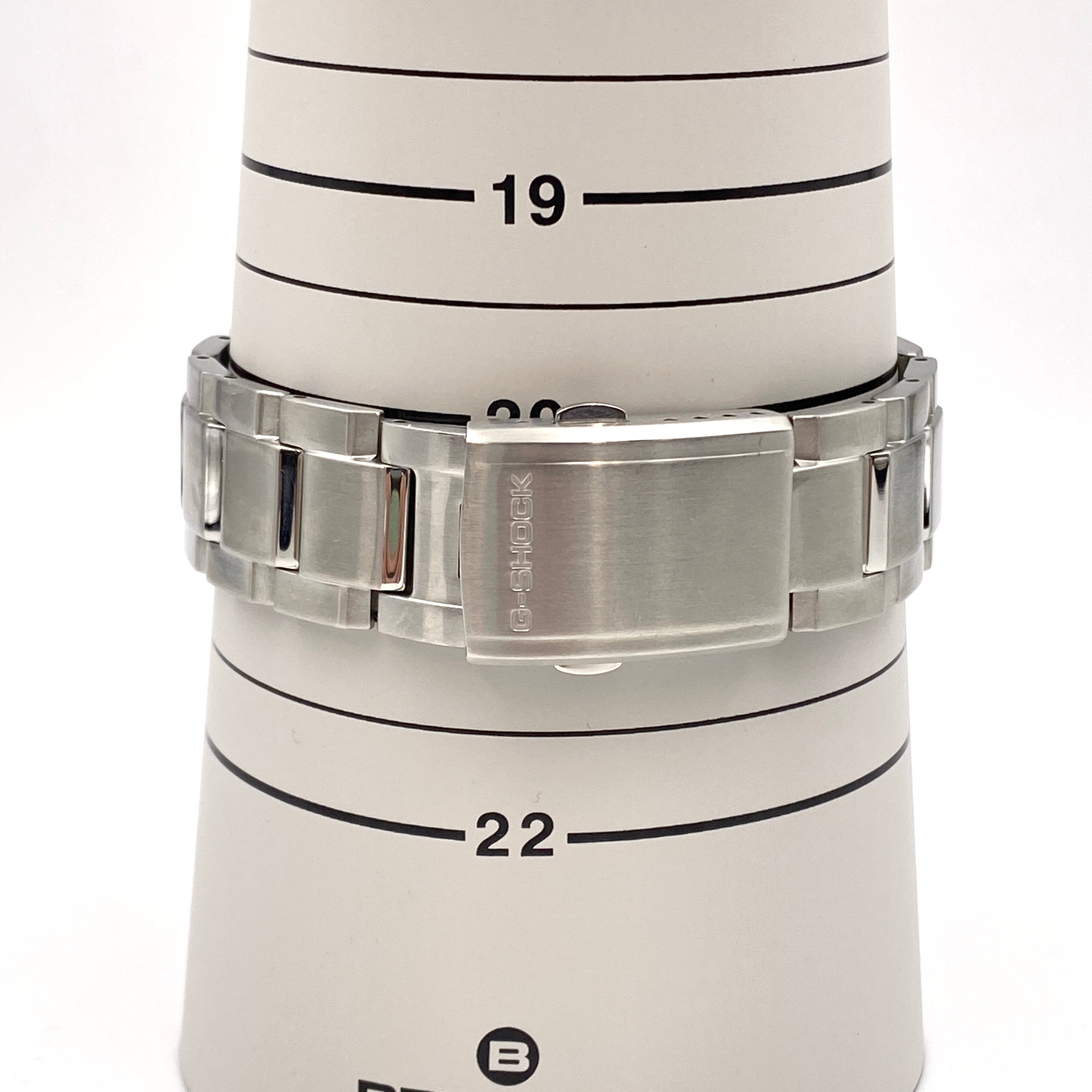 【送料無料】_ CASIO_(カシオ)_G-SHOCK_ GST-B100D-1AJF _中古品