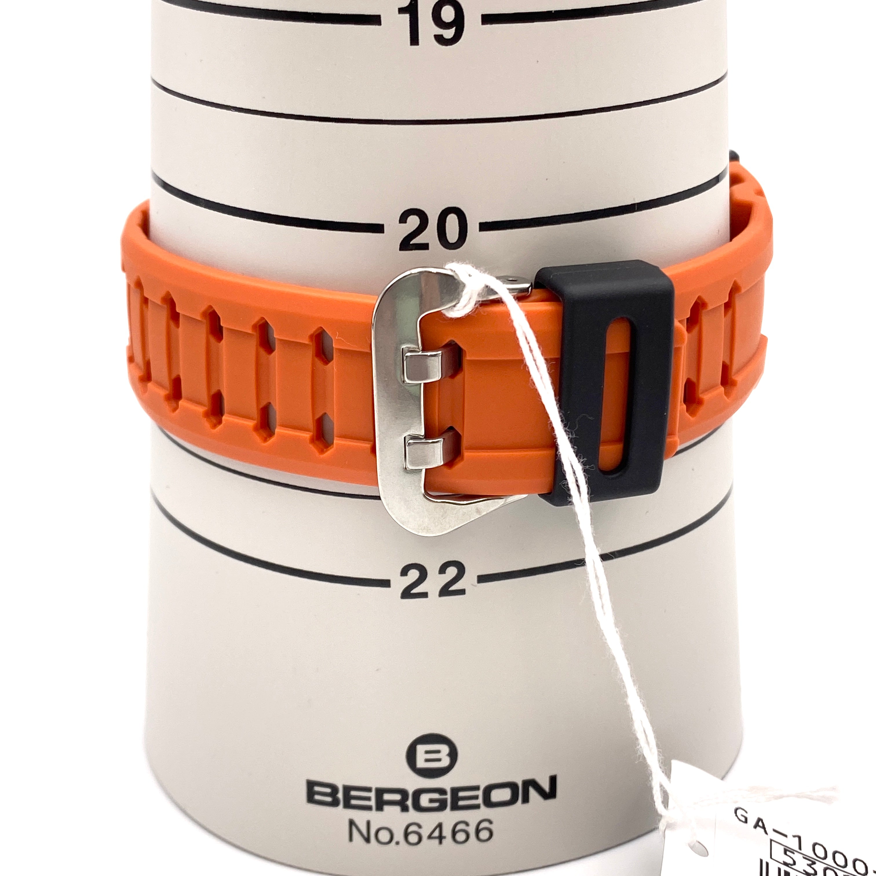 CASIO_(カシオ)_G-SHOCK 海外モデル_ GA−1000−4ADR_ 未使用品