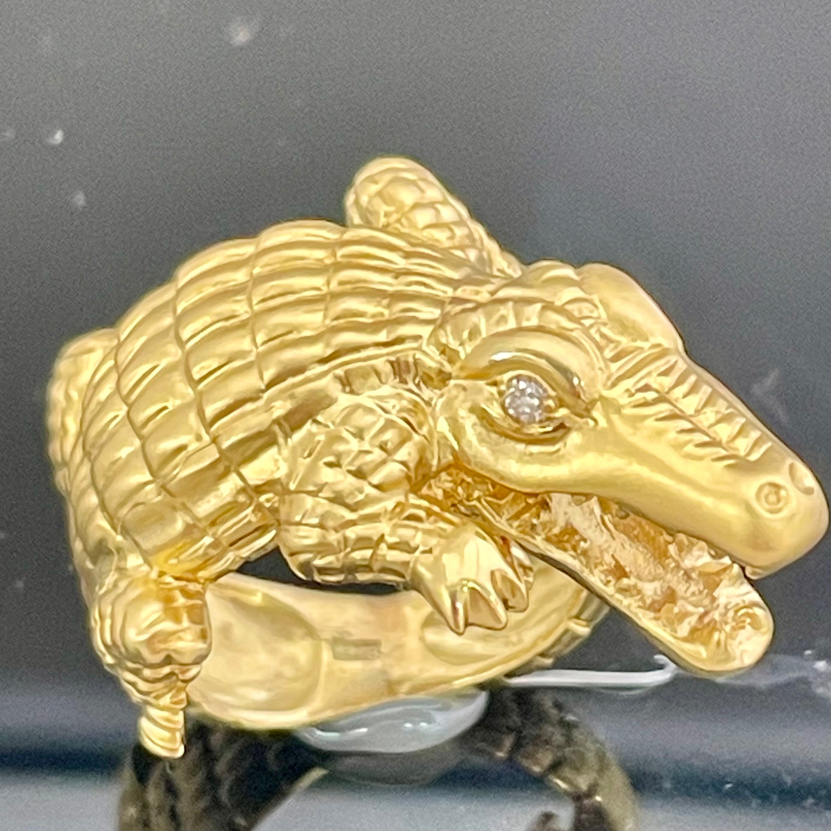 【送料無料】_ノンブランド _クロコダイルモチーフ_K18 リング(指輪)_ダイヤ入り 10.7g_中古品