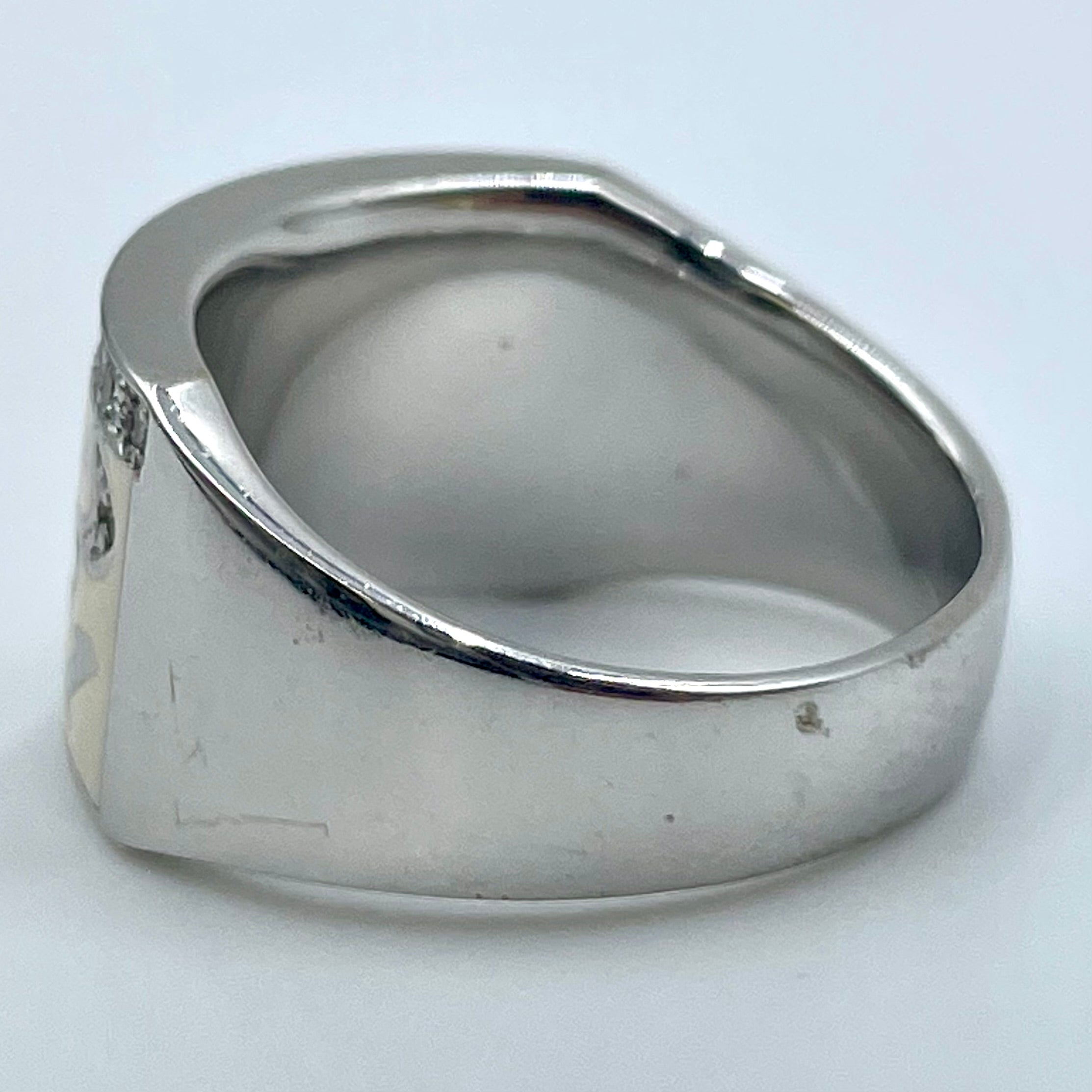 【送料無料】_ノンブランド_エナメルナンバー(しろ)_K18WGリング 10.2g /FD0.21ct _13号(中古品)