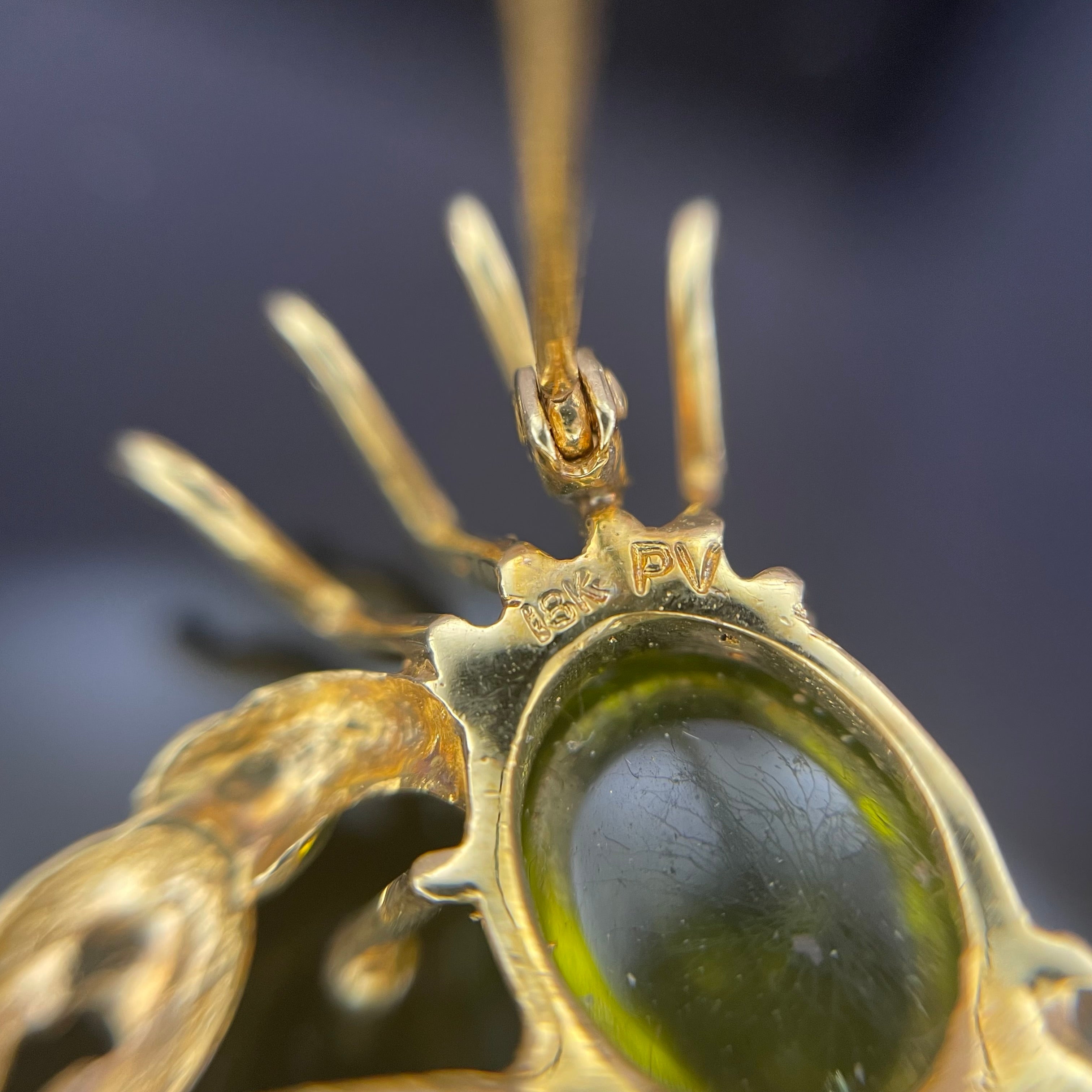 【送料無料】_Ponte Vecchio _(ポンテベキオ) _ カニモチーフ K18YG (PDペリドット) _ペンダントトップ/ブローチ _中古品