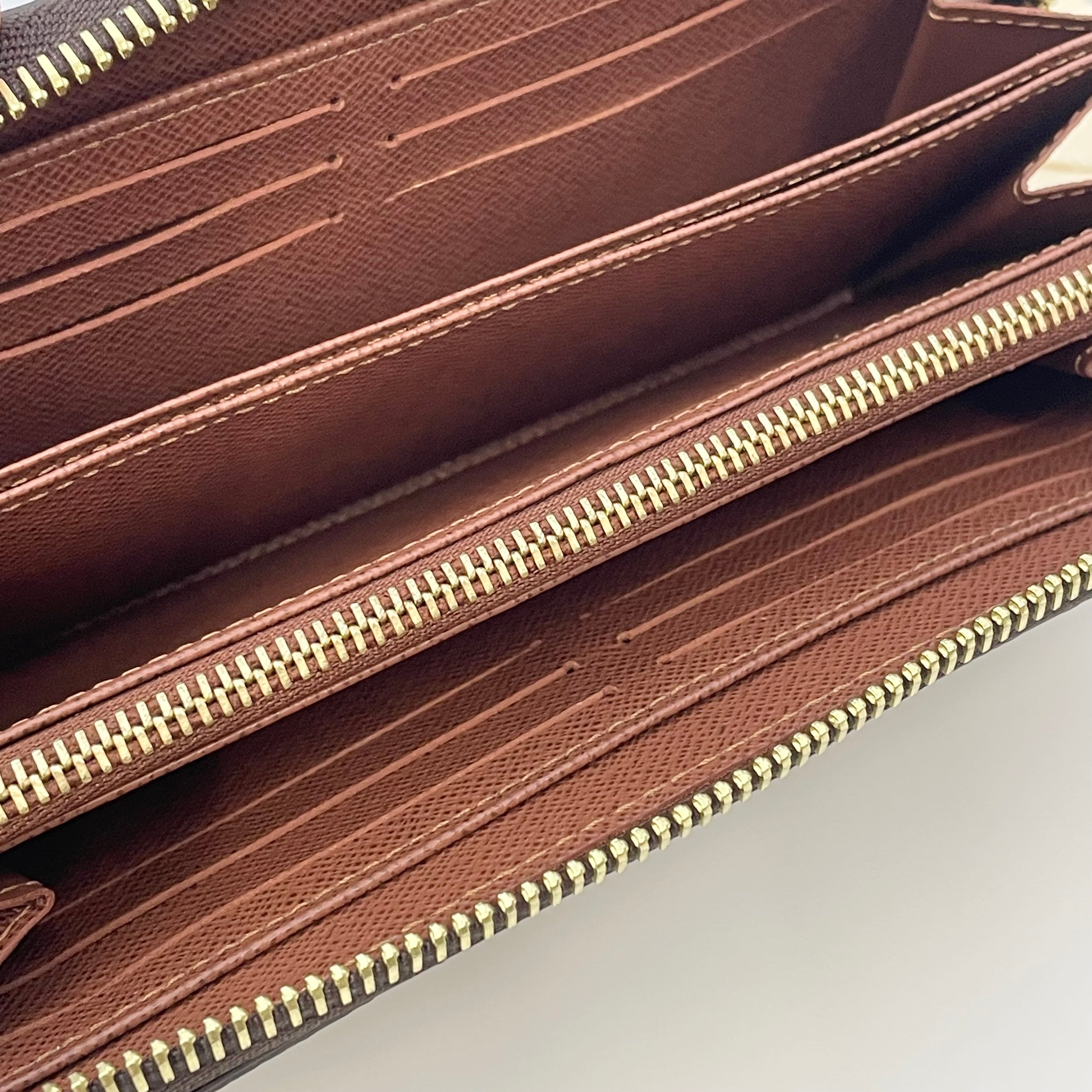 LOUIS VUITTON_(ルイヴィトン)_ジッピーウォレット M42616_ 中古品