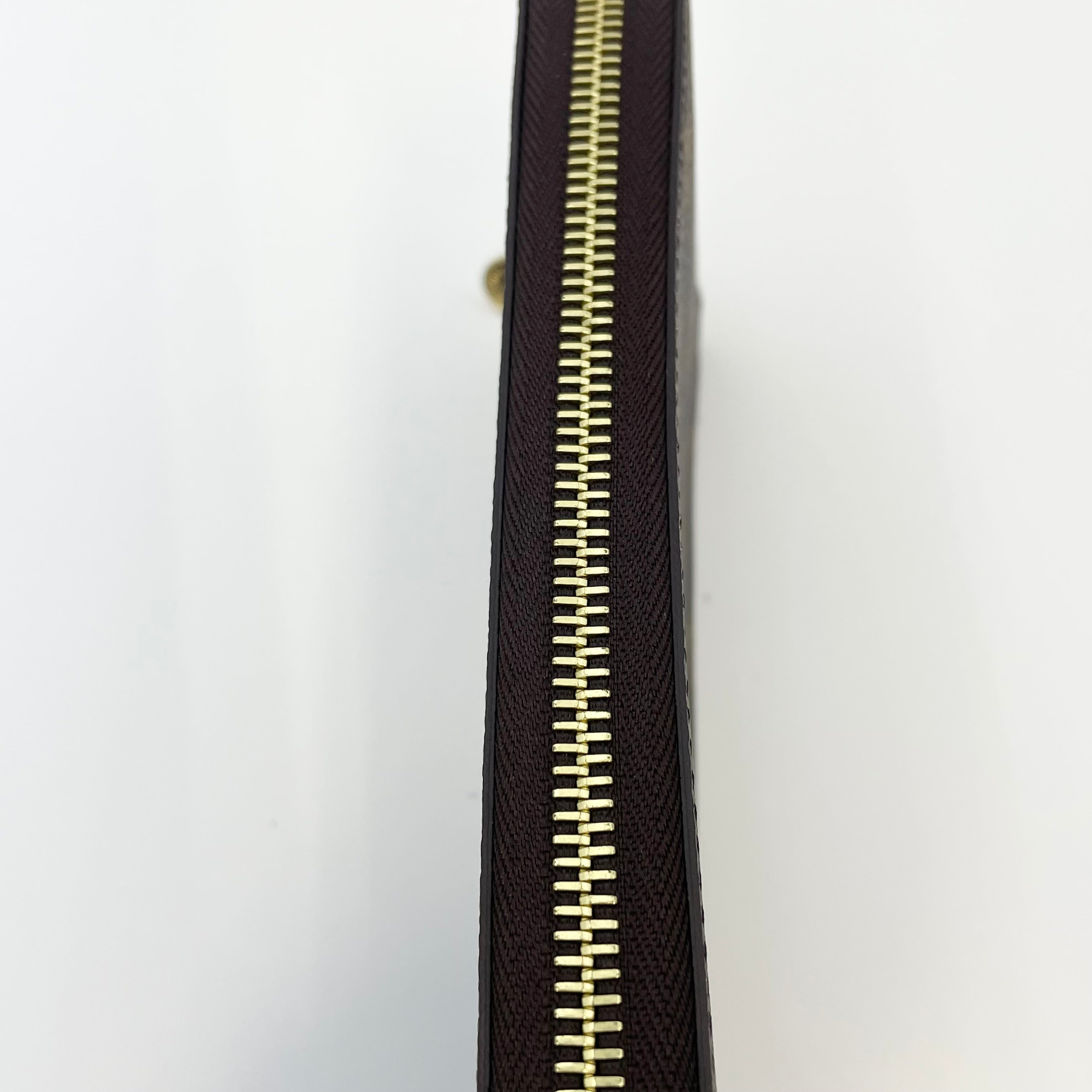 LOUIS VUITTON_(ルイヴィトン)_ジッピーウォレット M42616_ 中古品