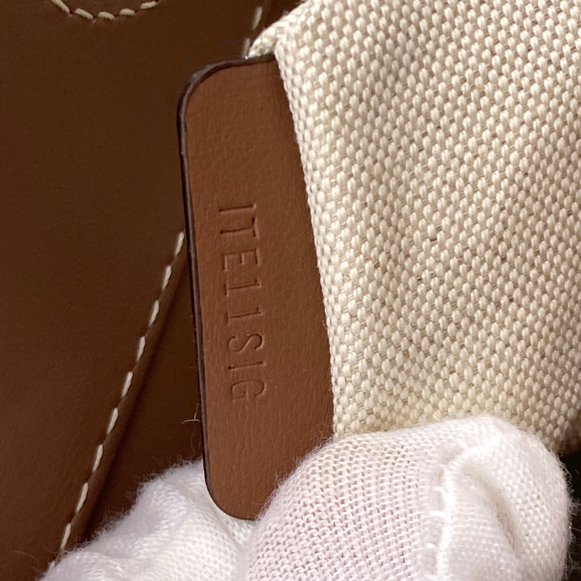 【送料無料】_ BURBERRY_(バーバリー)_ミニポケットバッグ_ 8039361 2WAY _中古品