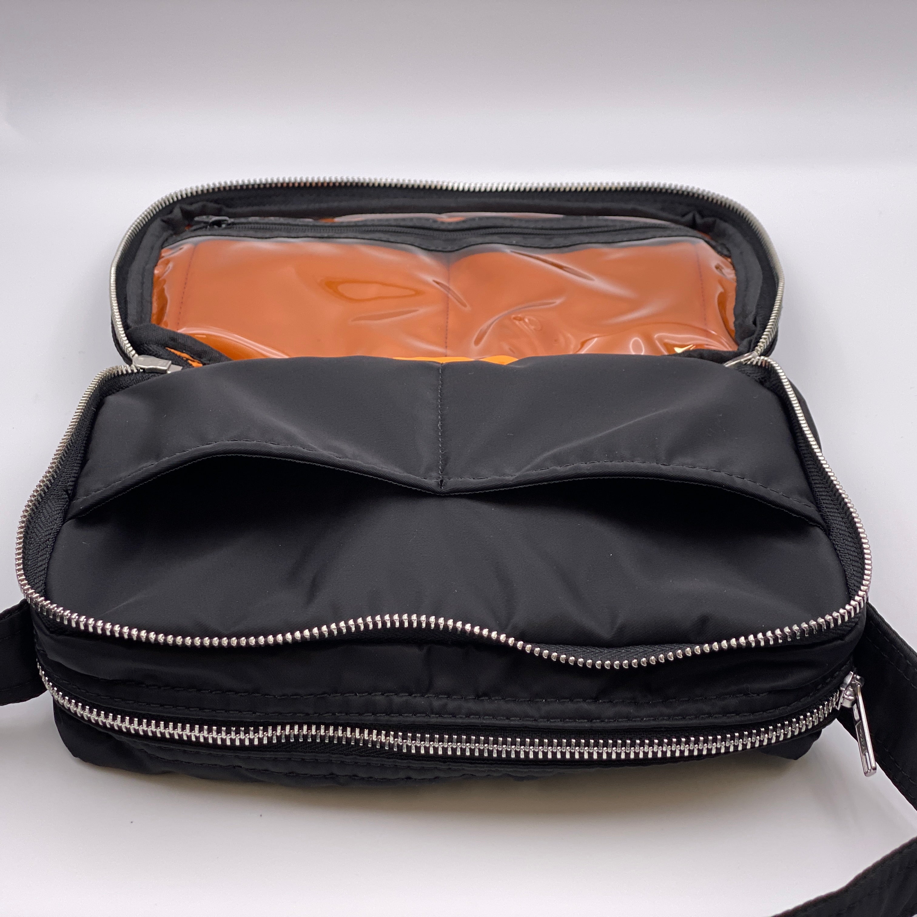 【送料無料】_ PORTER_(ポーター)_タンカー ショルダーバッグ _622−76963 _中古品