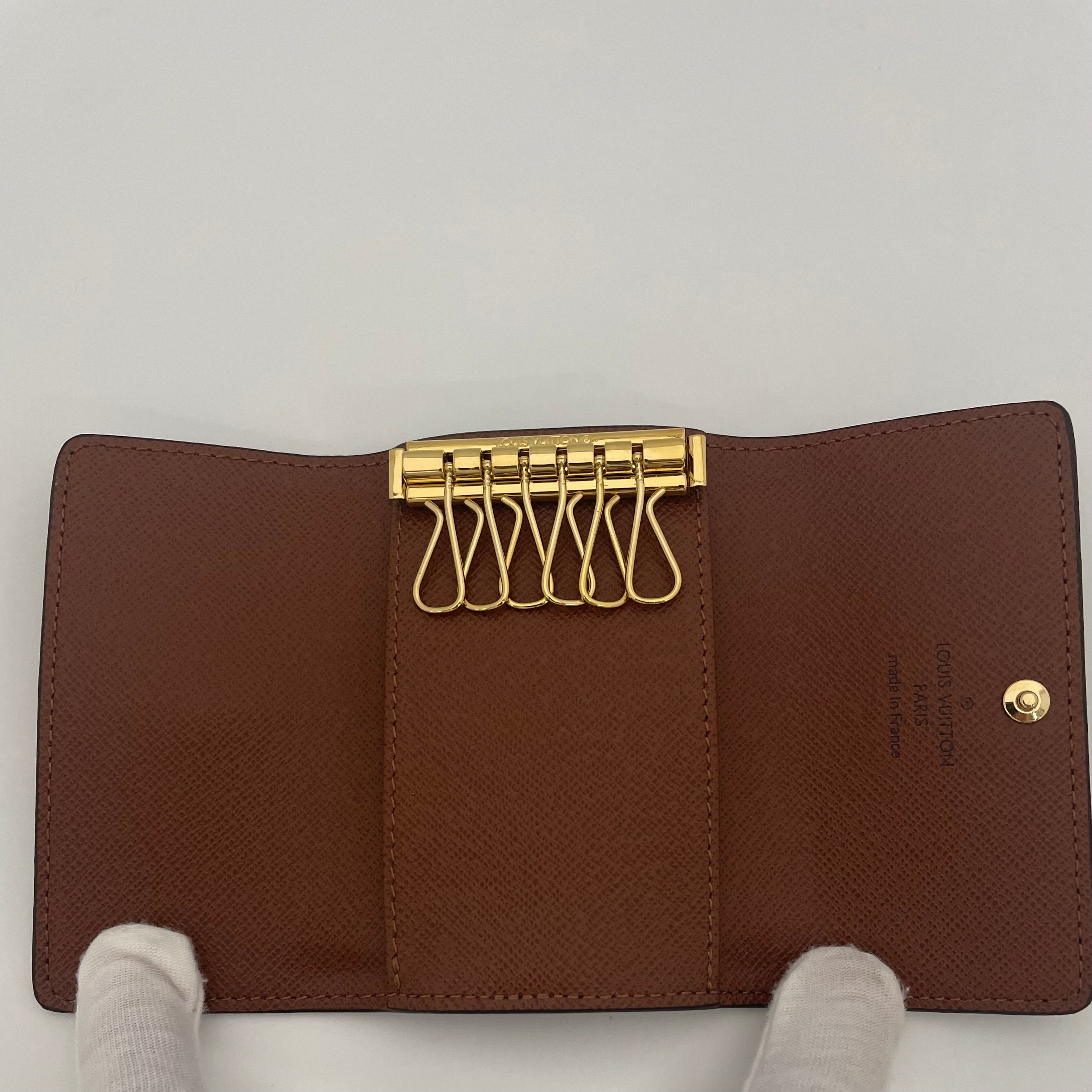 【送料無料】_ LOUIS VUITTON_(ルイヴィトン)_キーケース ミュルティクレ 6_ M62630_未使用品