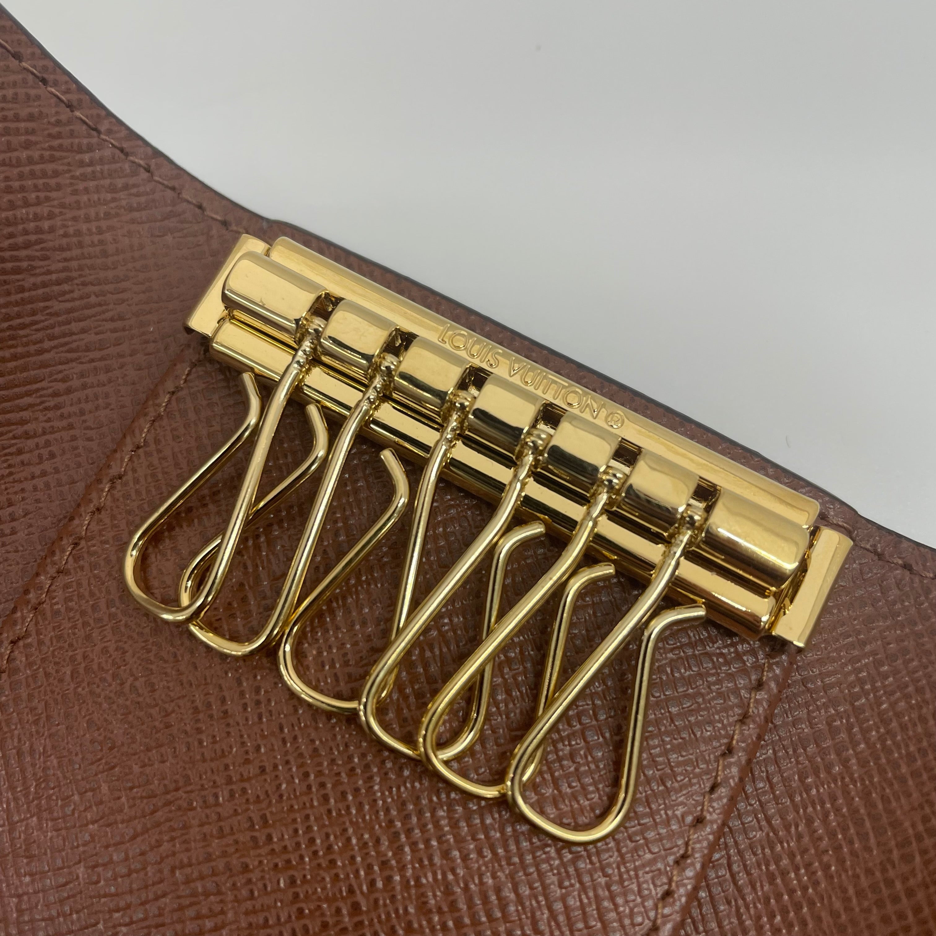 【送料無料】_ LOUIS VUITTON_(ルイヴィトン)_キーケース ミュルティクレ 6_ M62630_未使用品