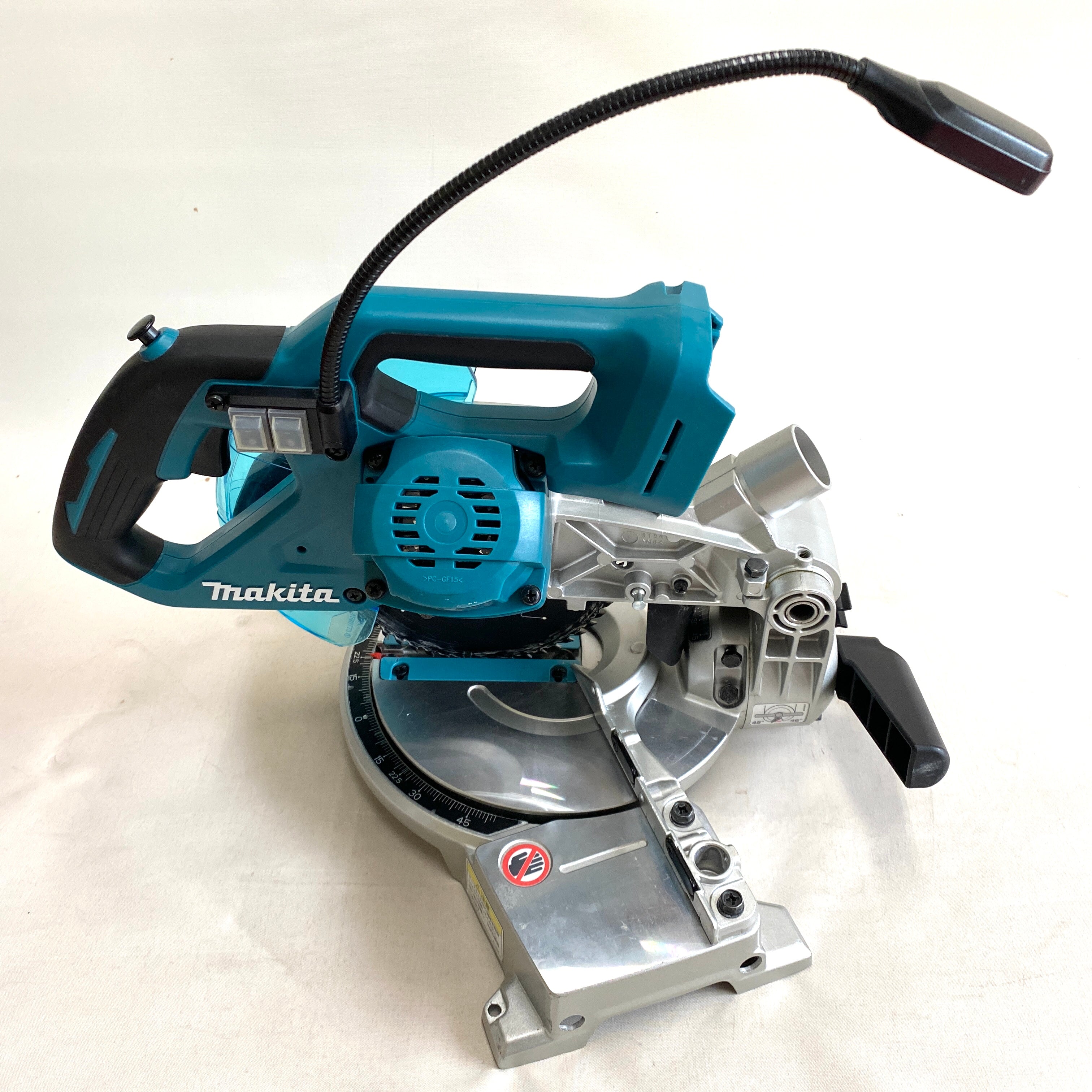 【送料無料】_ makita_(マキタ)_165ミリ充電式卓上マルノコ_LS600D 18Vアルミベース 本体のみ_ 中古品