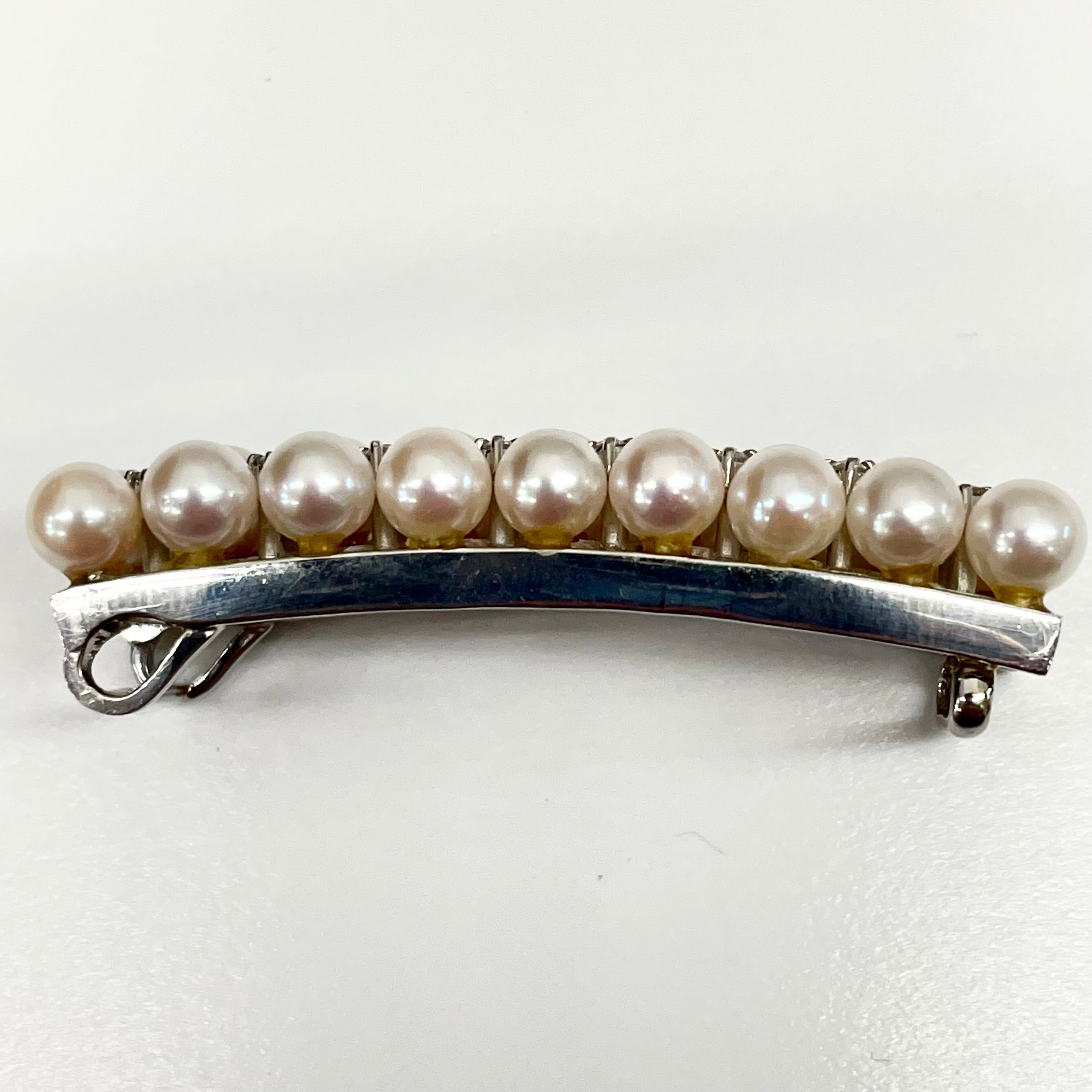 【送料無料】_ ノンブランド_ パール三列帯留_真珠5.2〜5.4㎜_ダイヤ 0.34ct/Pt900総重量23.3g_中古品