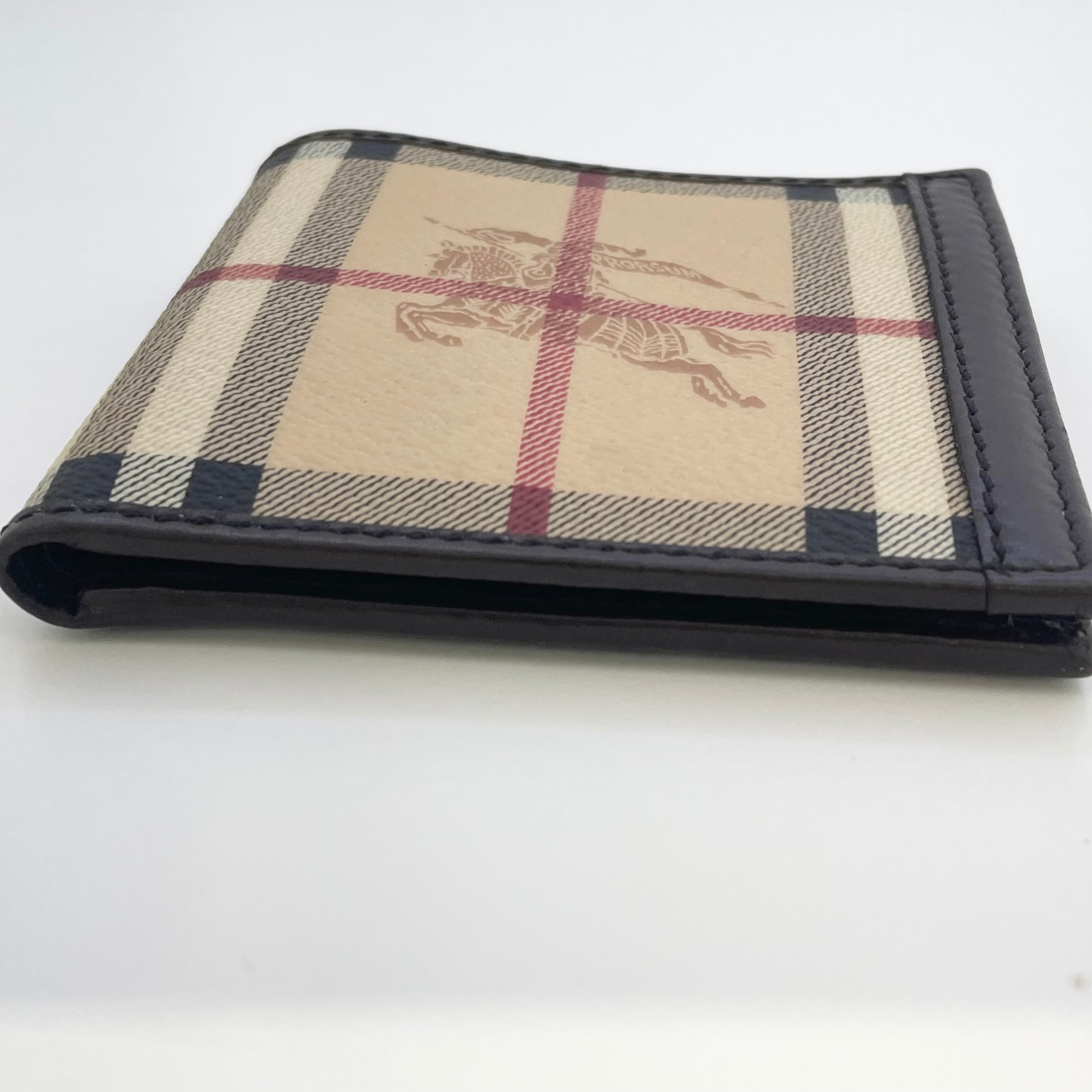 【送料無料】_ BURBERRY_(バーバリー)_ノバチェック二つ折り財布_中古品