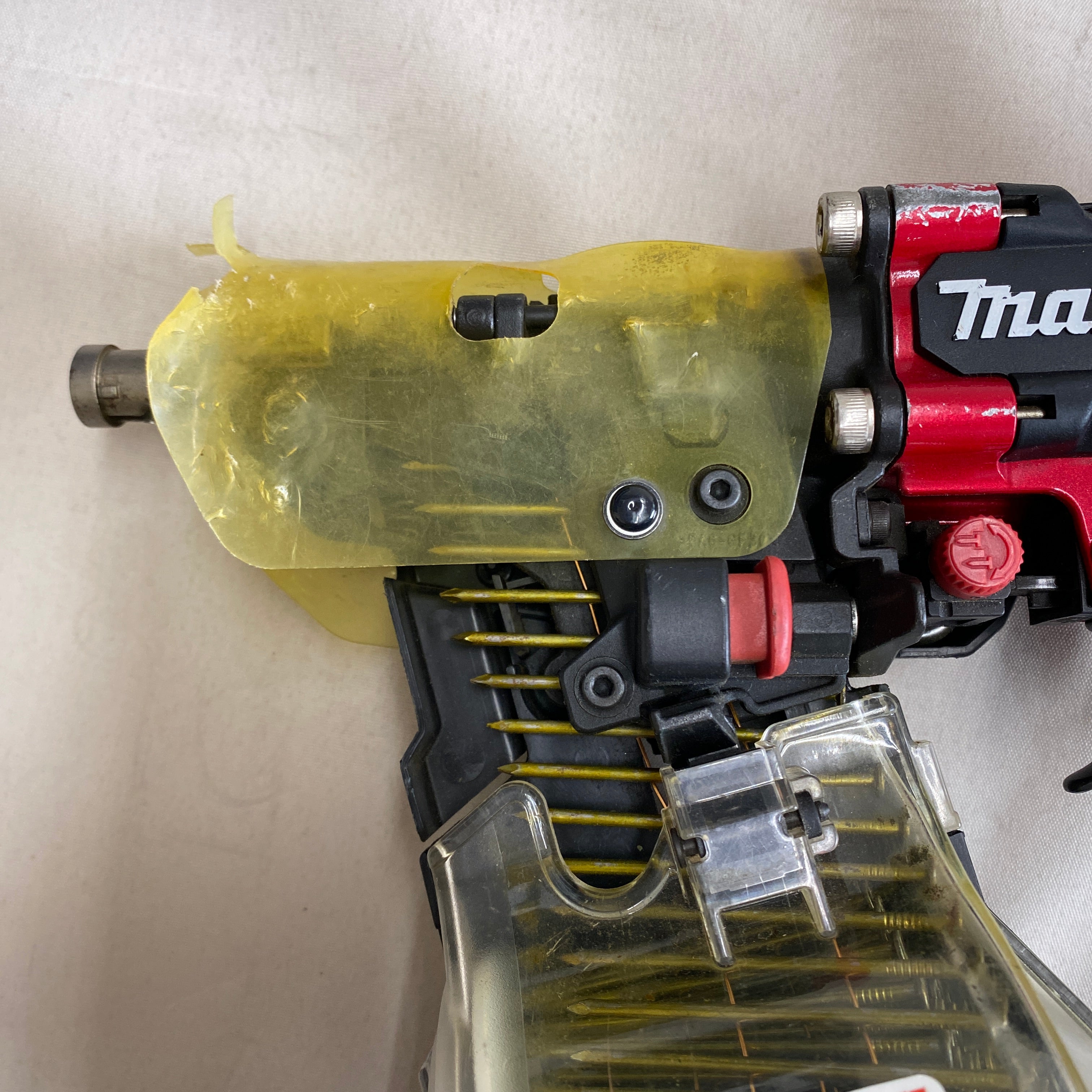 【送料無料】_makita_(マキタ)_65mm 高圧エア釘打機_AN636H_中古品