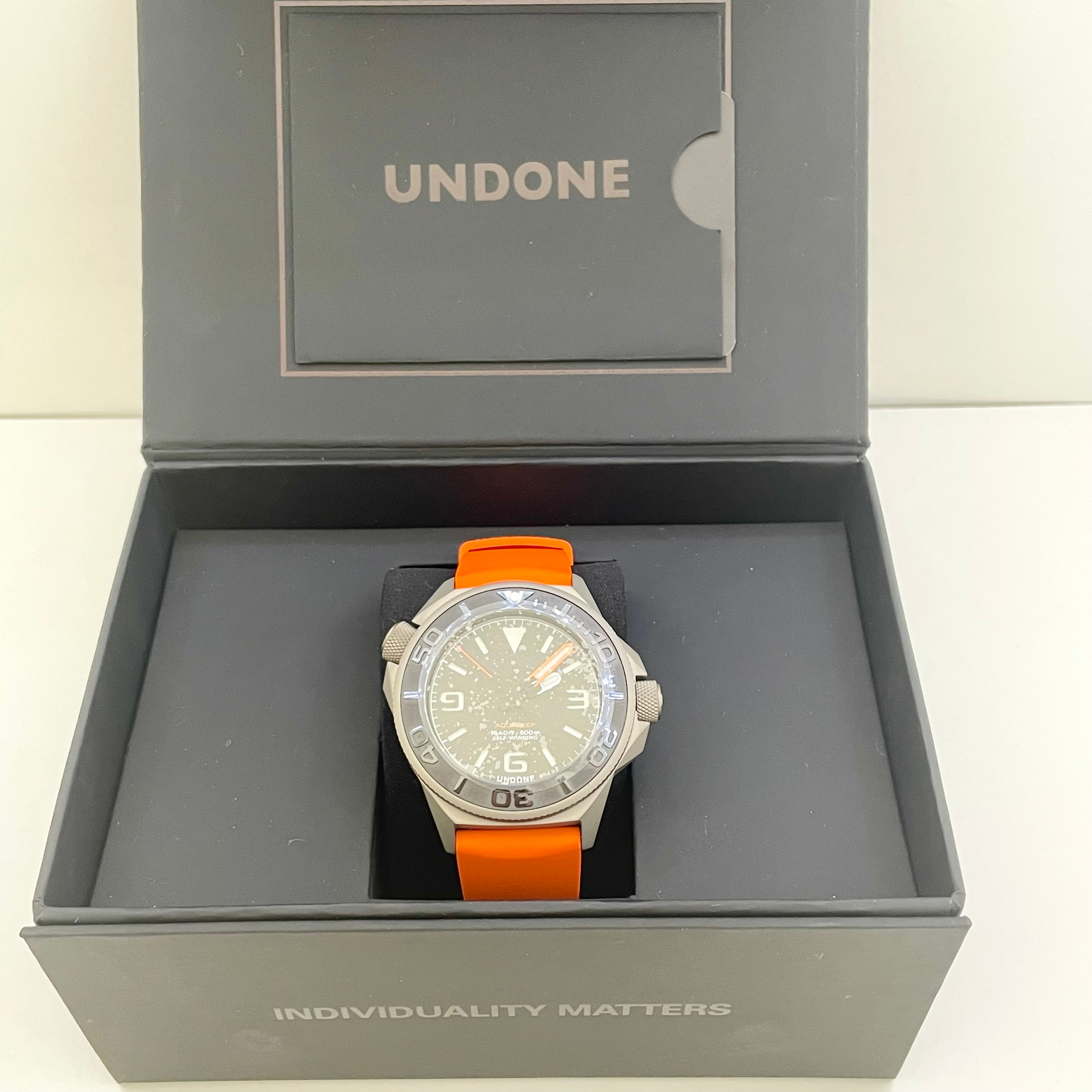 【送料無料】_ UNDONE_(アンダーン)_AQUADEEP SIGNAL ORANGE_未使用品