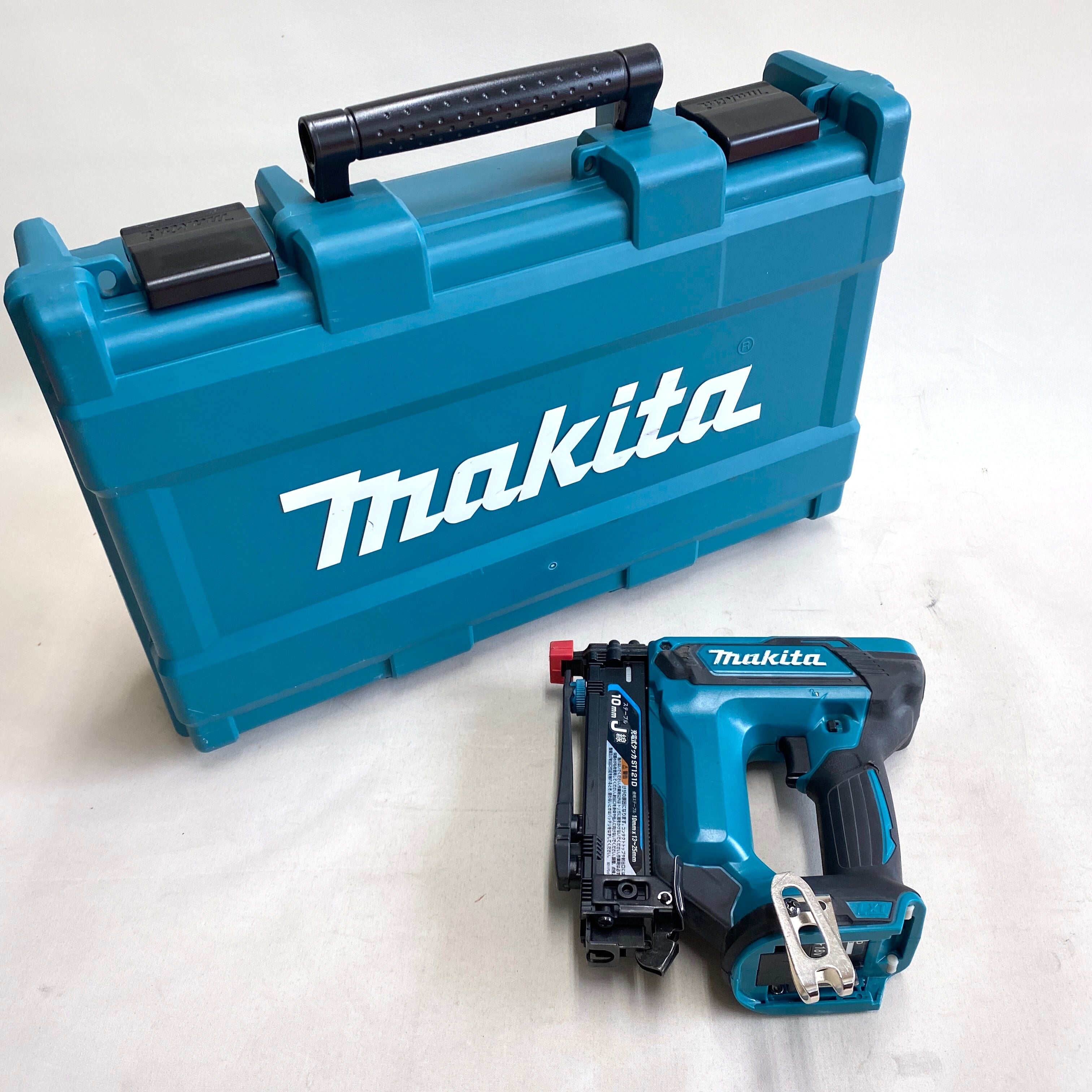 makita_(マキタ)_充電式タッカ(本体・ケースのみ)_ST121DZK_中古品