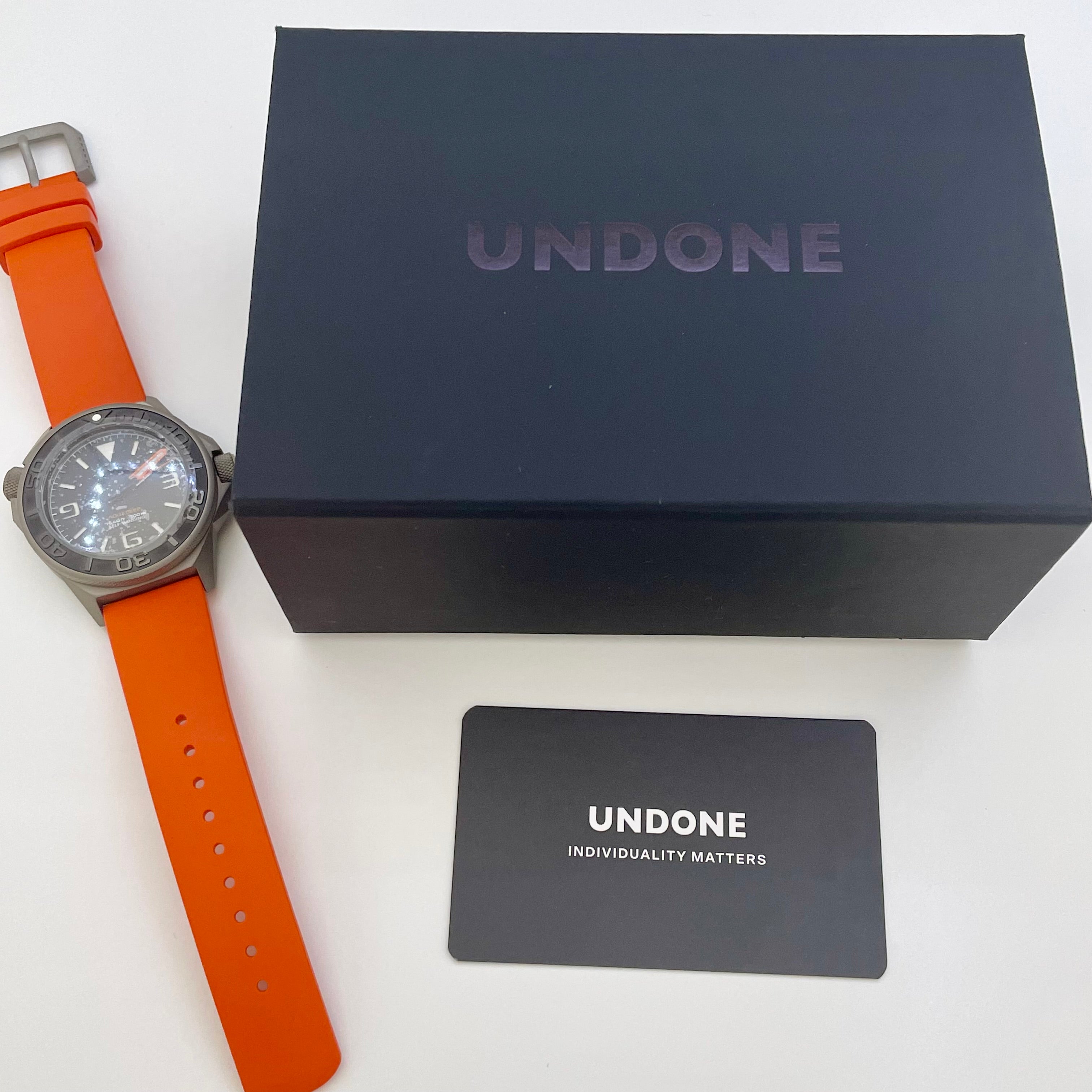 【送料無料】_ UNDONE_(アンダーン)_AQUADEEP SIGNAL ORANGE_未使用品