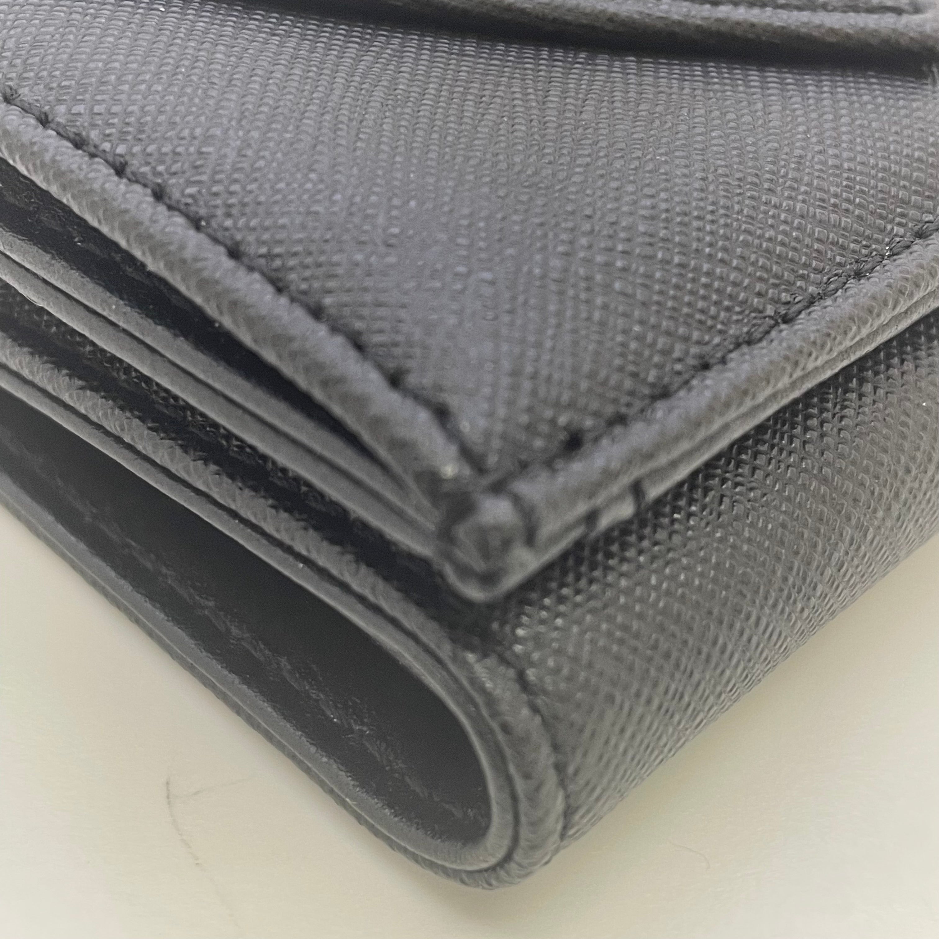 【送料無料】_ ViVienne Westwood_(ヴィヴィアンウエストウッド)_三つ折りミニ財布_51150009-40565_中古品