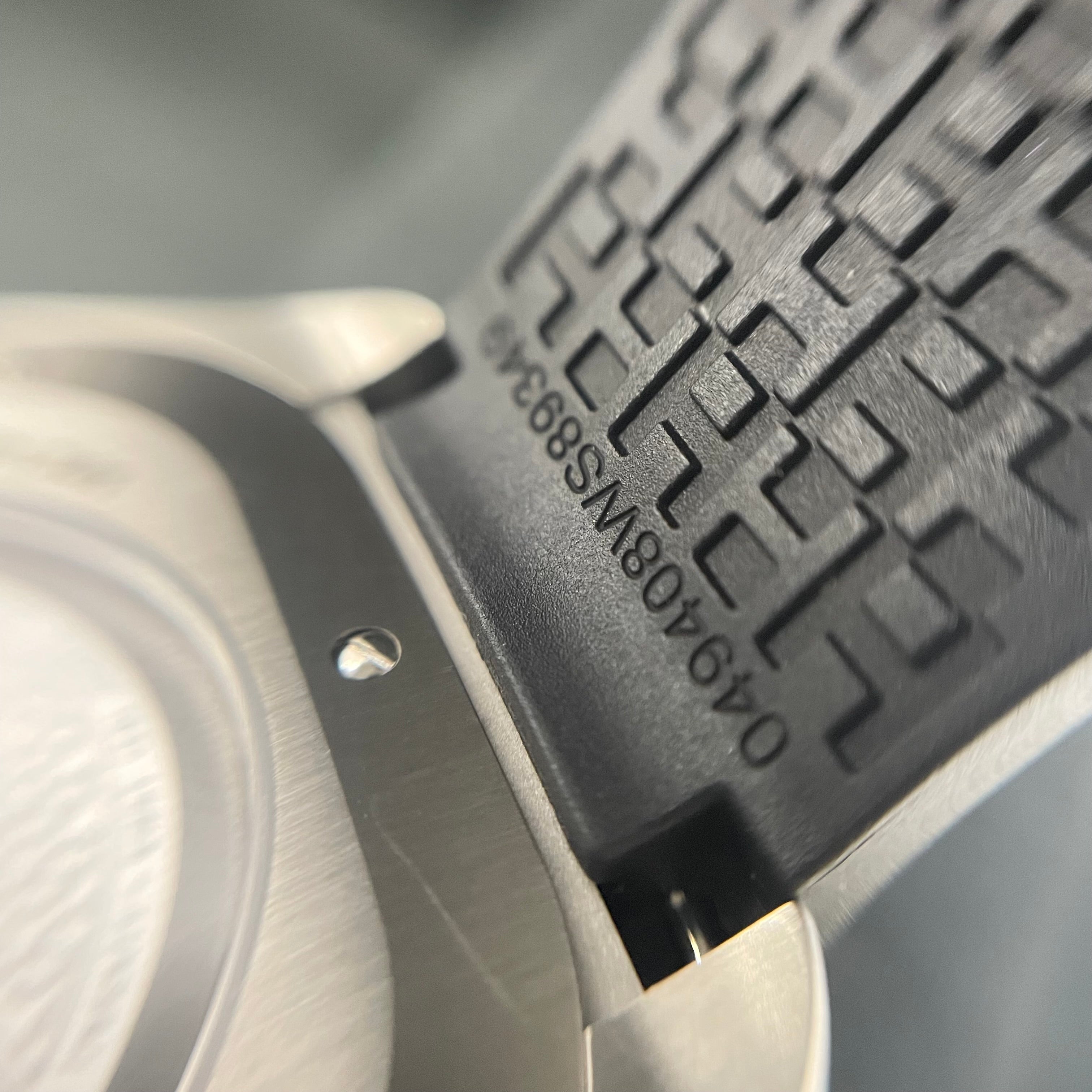 【送料無料】_ HERMES_(エルメス)_H08 GM メンズ用_W049427WW00 SP1.741_未使用品