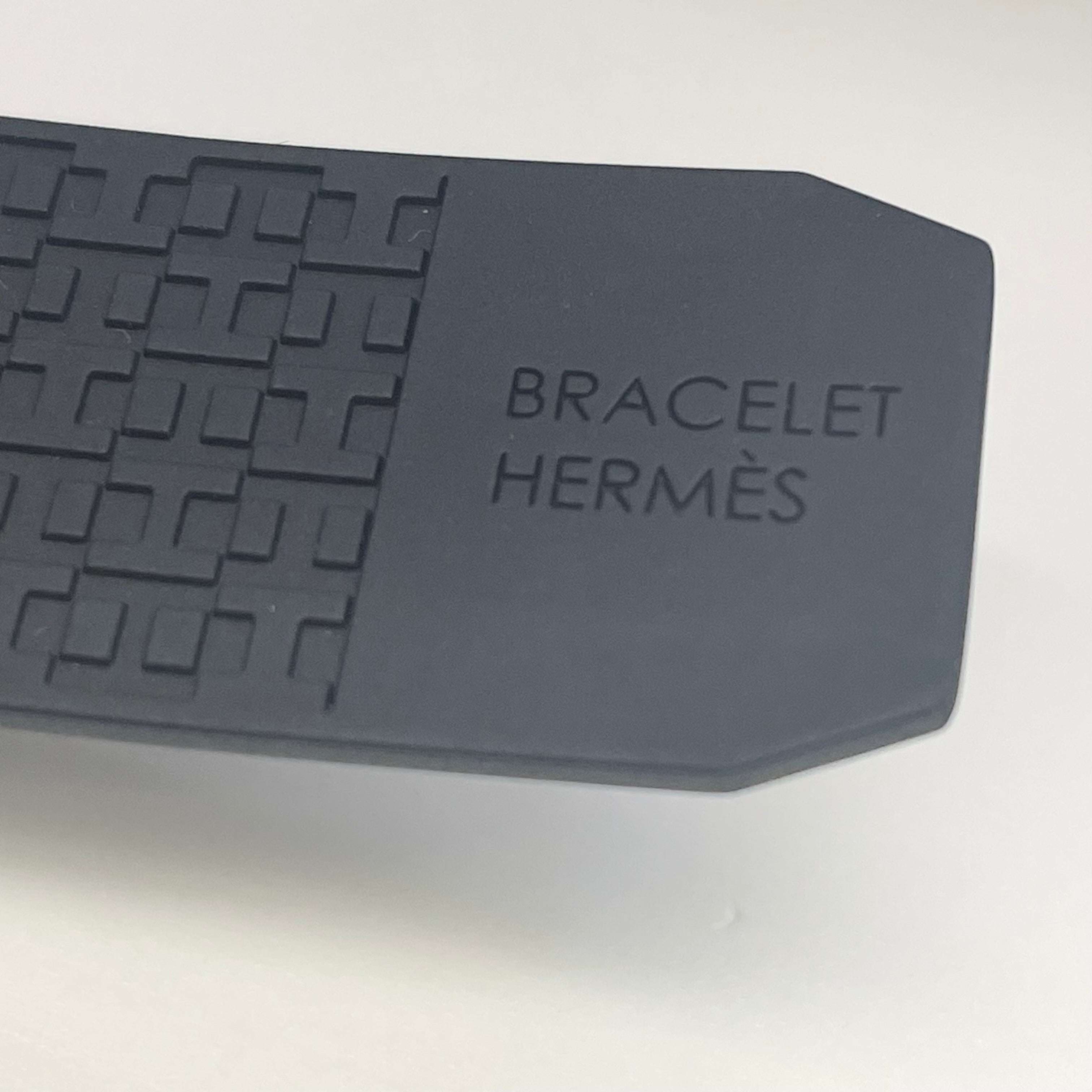 【送料無料】_ HERMES_(エルメス)_H08 GM メンズ用_W049427WW00 SP1.741_未使用品