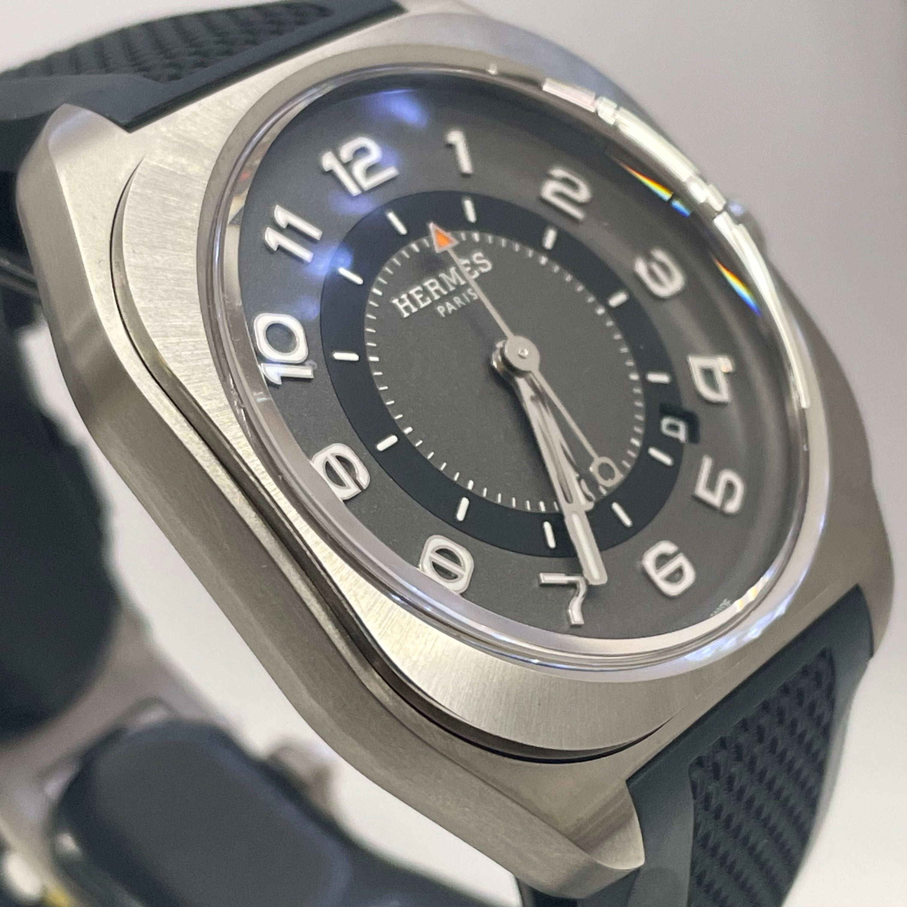 【送料無料】_ HERMES_(エルメス)_H08 GM メンズ用_W049427WW00 SP1.741_未使用品