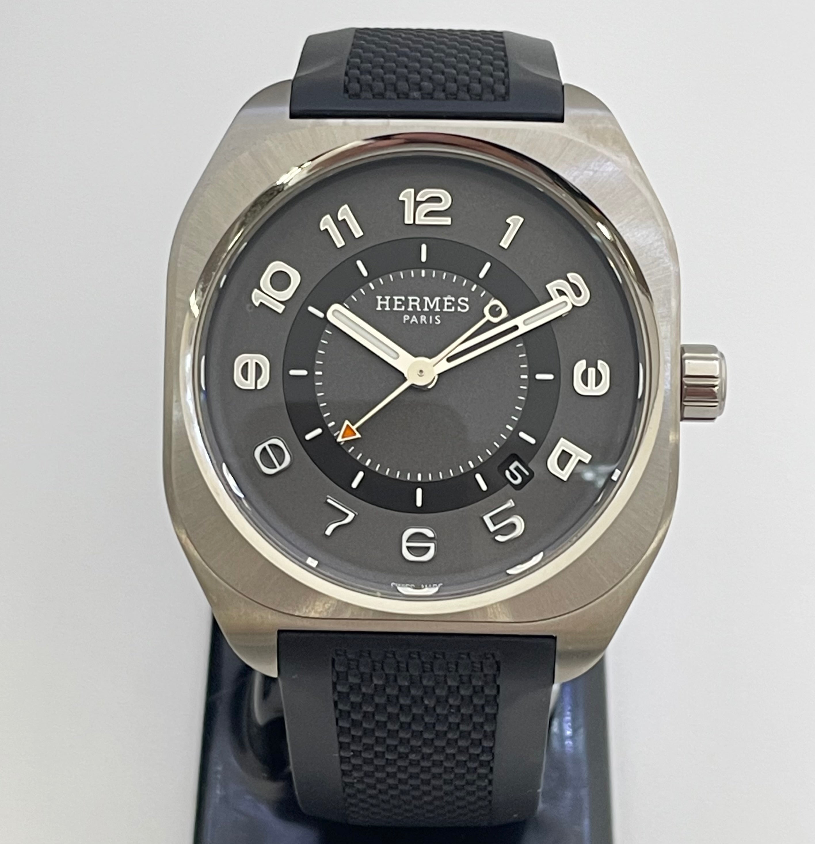 【送料無料】_ HERMES_(エルメス)_H08 GM メンズ用_W049427WW00 SP1.741_未使用品