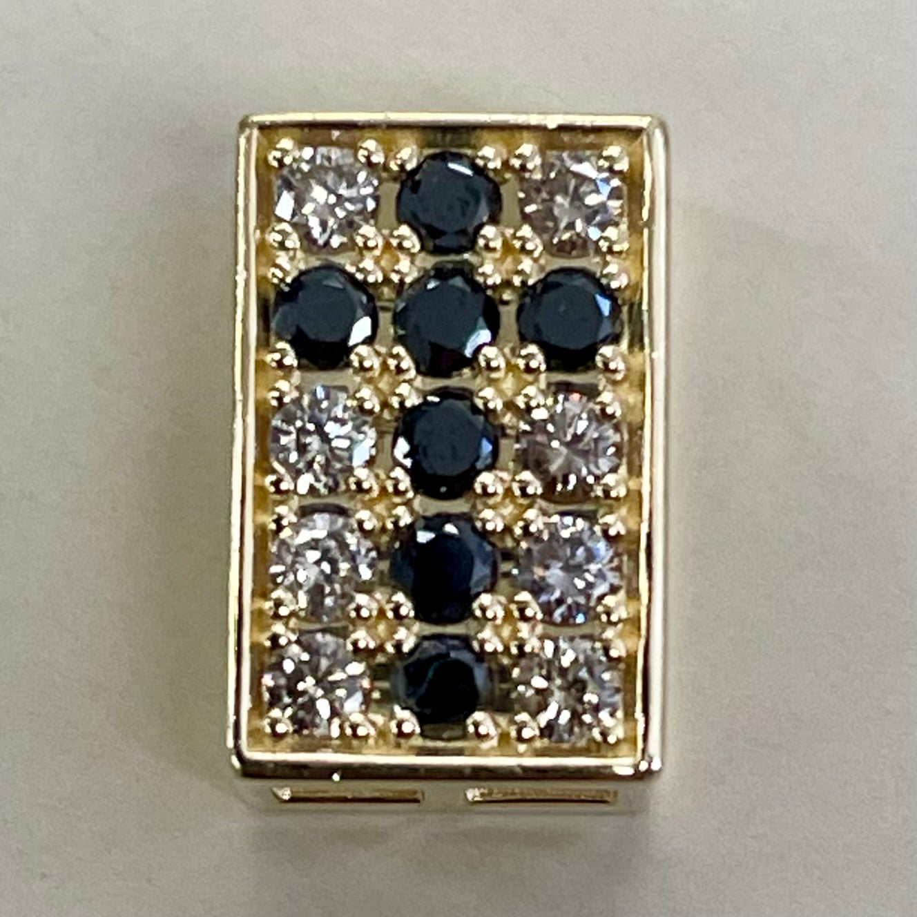 【送料無料】_ ノンブランド_ペンダントトップ_BD/FD0.3ct_K18(2.4g)_中古品