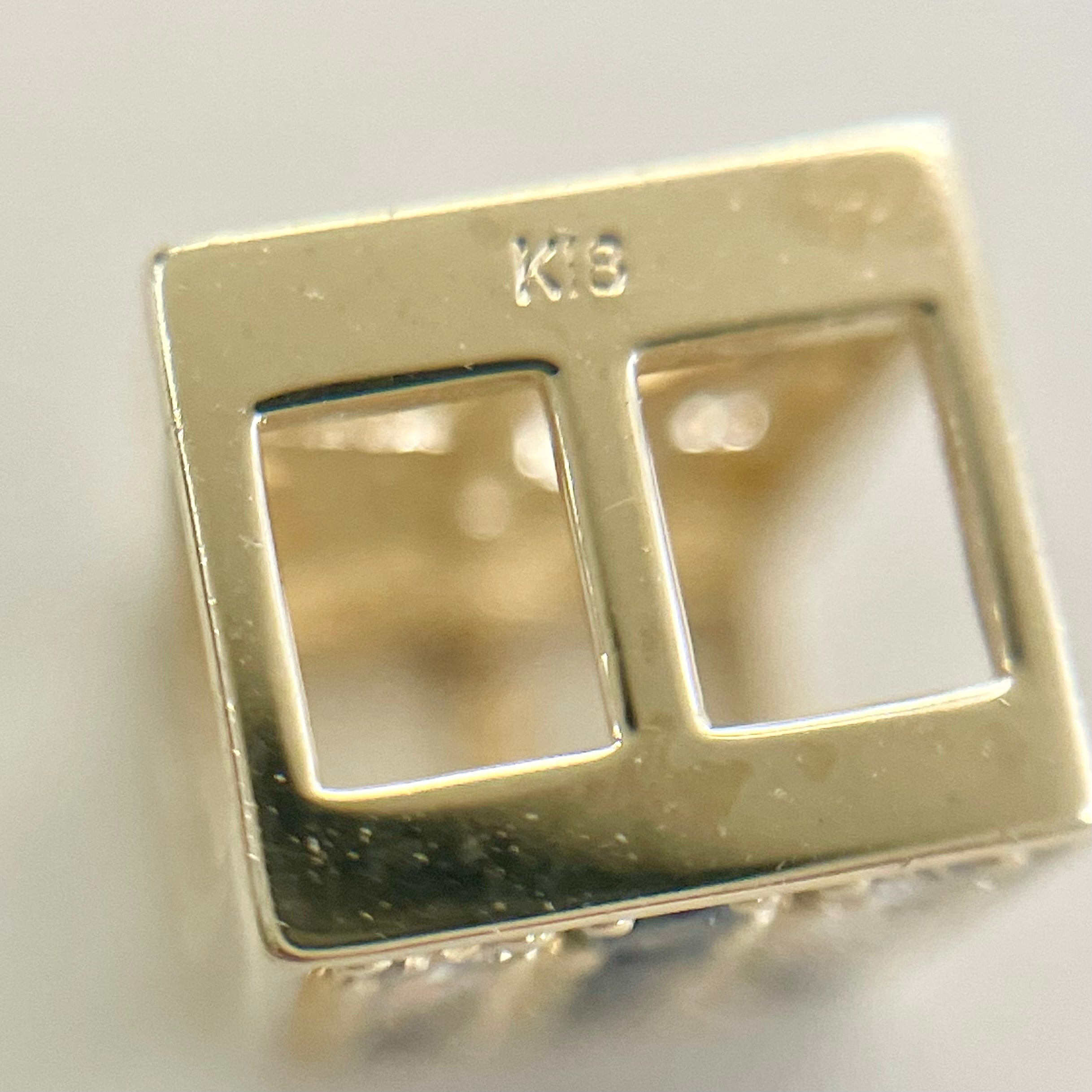 【送料無料】_ ノンブランド_ペンダントトップ_BD/FD0.3ct_K18(2.4g)_中古品