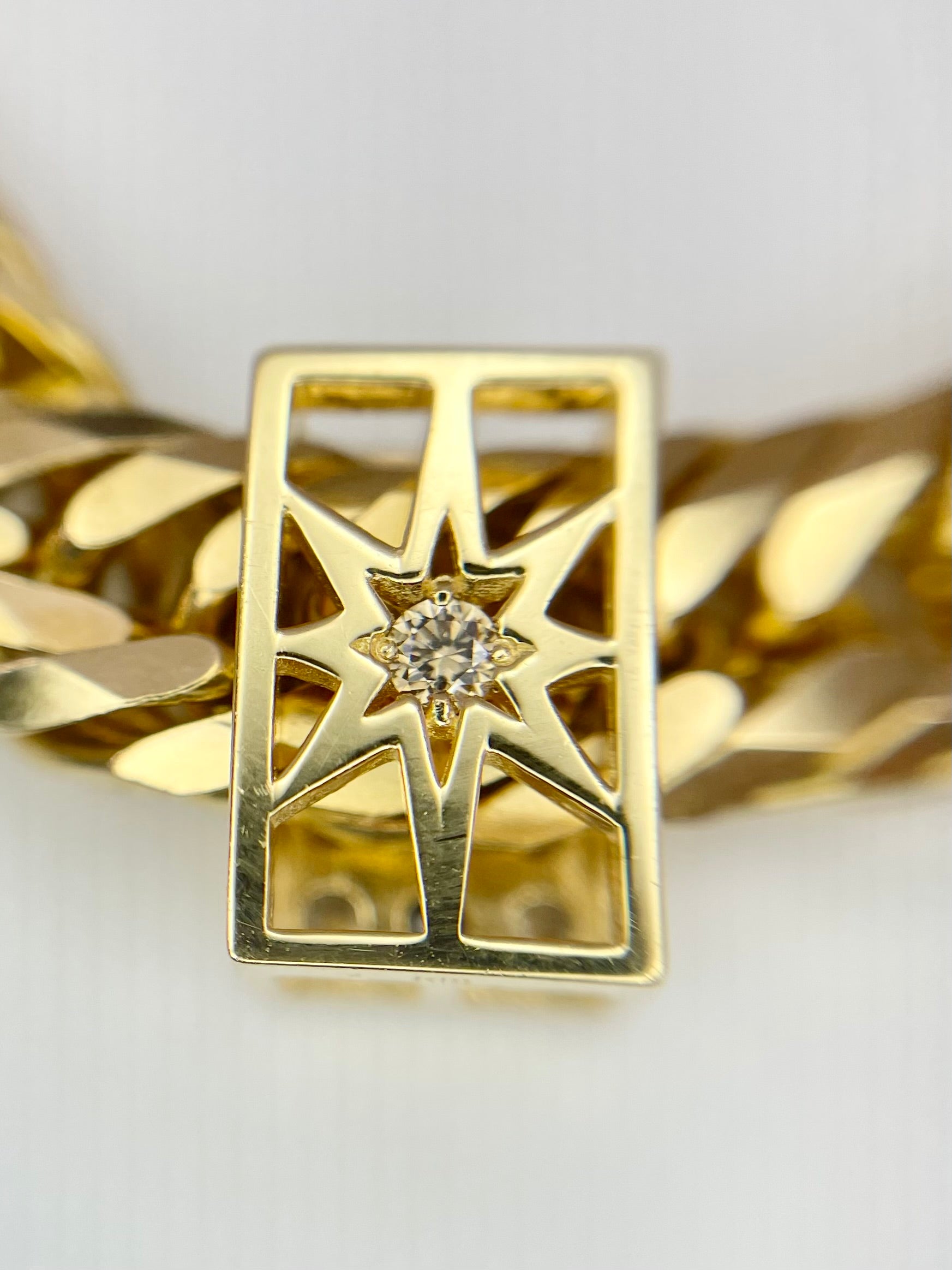 【送料無料】_ ノンブランド_ペンダントトップ_BD/FD0.3ct_K18(2.4g)_中古品