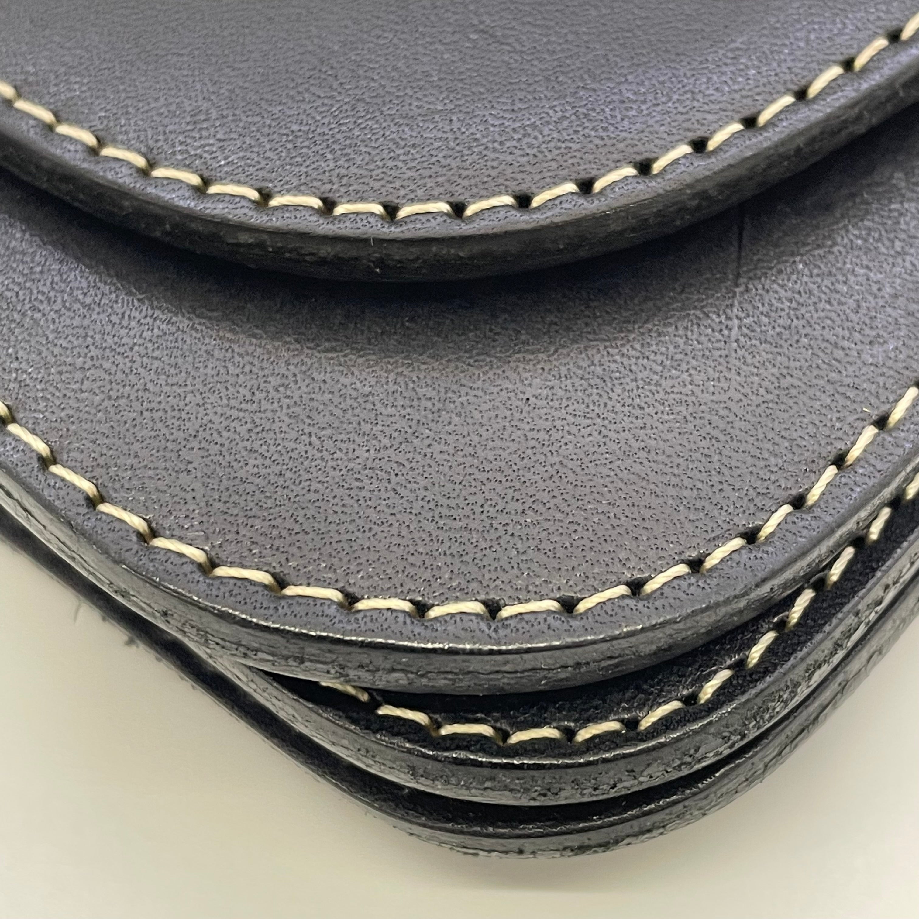 【送料無料】_ RED MOON_(レッドムーン)_MHS−02Iロングウォレット_ブラック レザーロープ付き_中古品