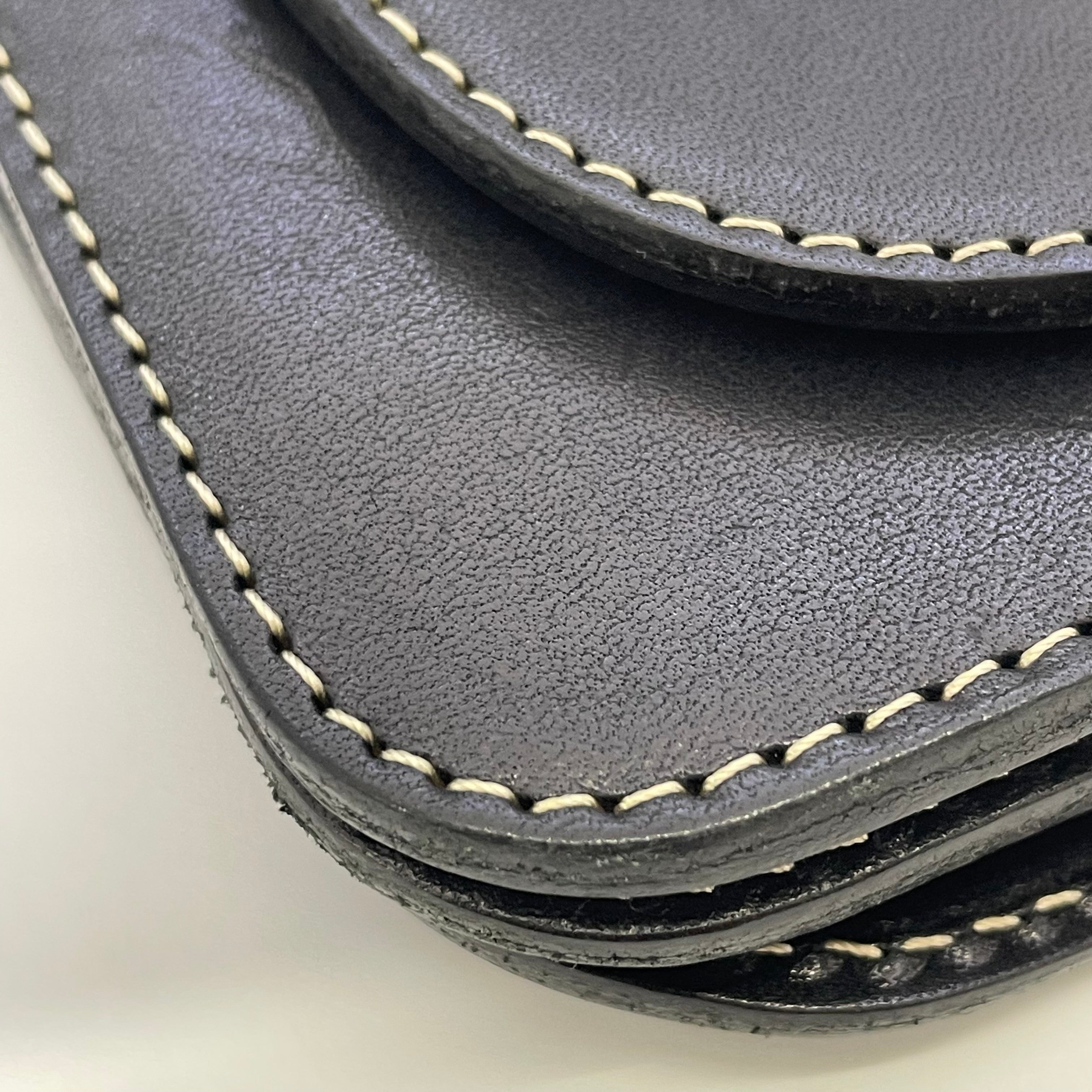 【送料無料】_ RED MOON_(レッドムーン)_MHS−02Iロングウォレット_ブラック レザーロープ付き_中古品