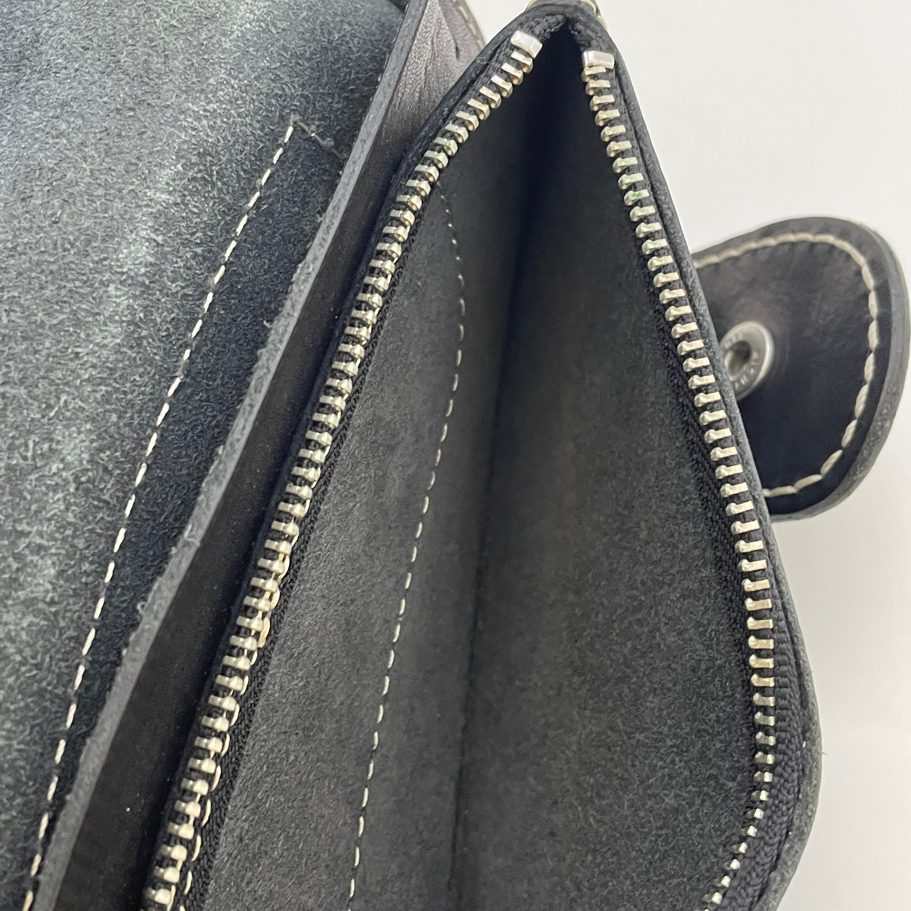 【送料無料】_ RED MOON_(レッドムーン)_MHS−02Iロングウォレット_ブラック レザーロープ付き_中古品