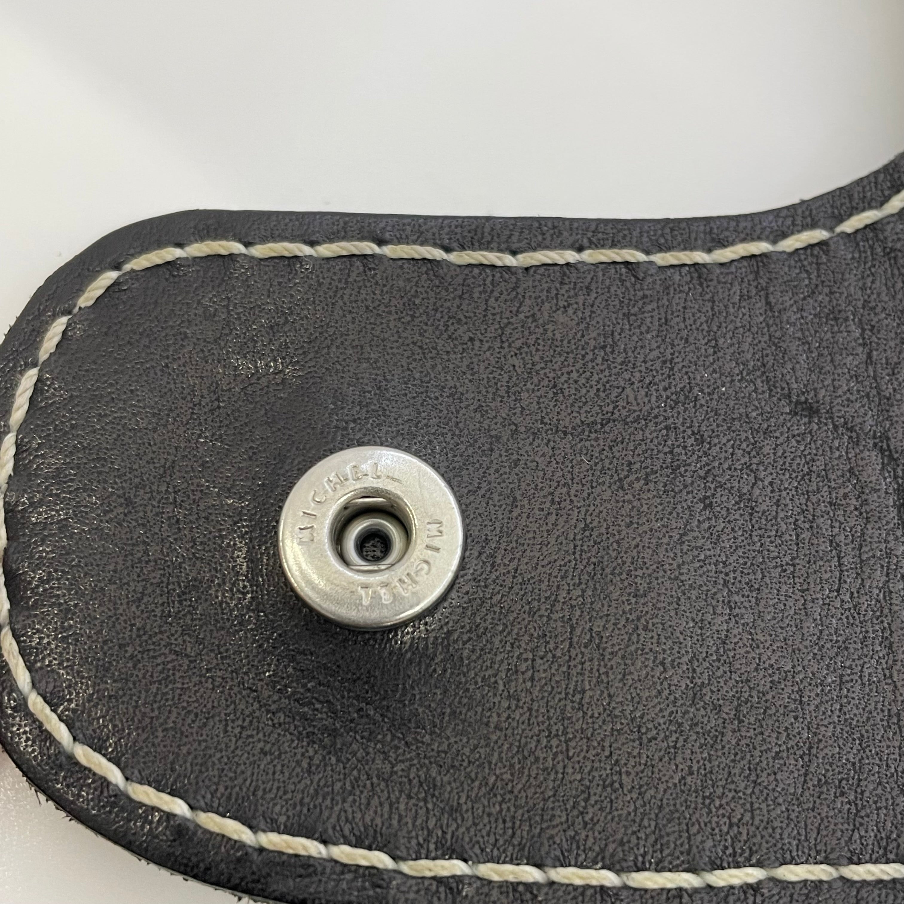 【送料無料】_ RED MOON_(レッドムーン)_MHS−02Iロングウォレット_ブラック レザーロープ付き_中古品