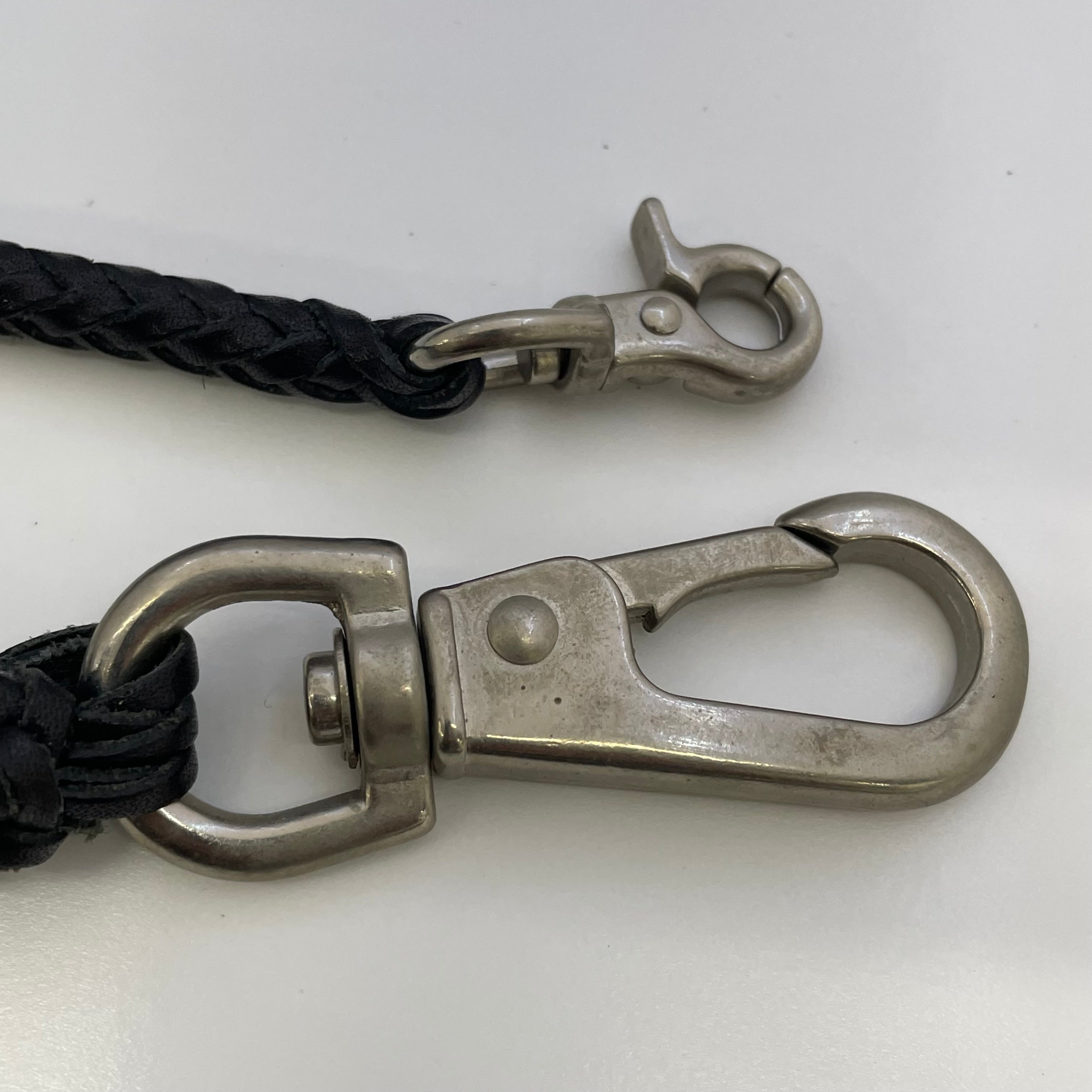 【送料無料】_ RED MOON_(レッドムーン)_MHS−02Iロングウォレット_ブラック レザーロープ付き_中古品