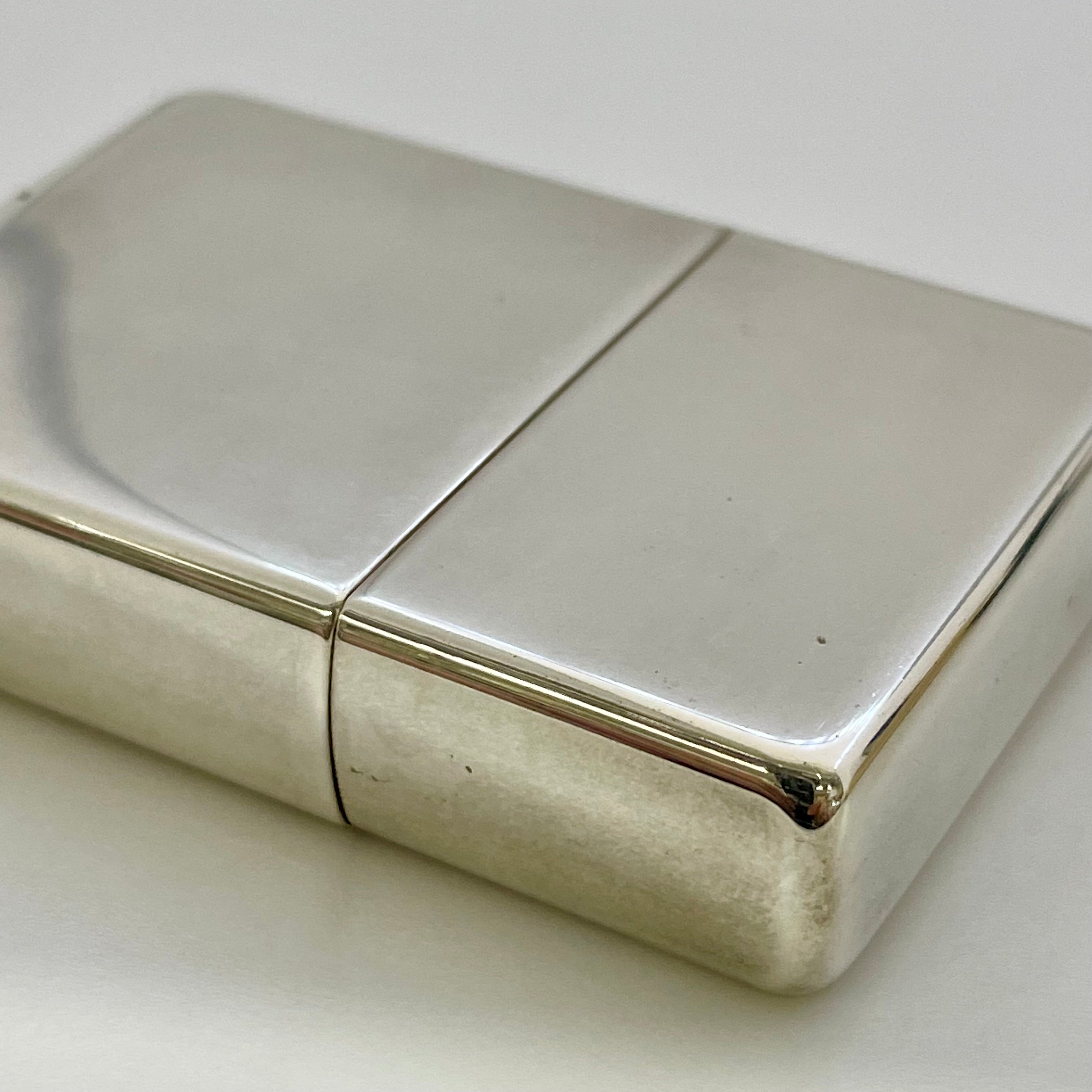 【送料無料】_ Zippo_(ジッポ)_オイルライター_STERLING SILVER無地2005_中古品