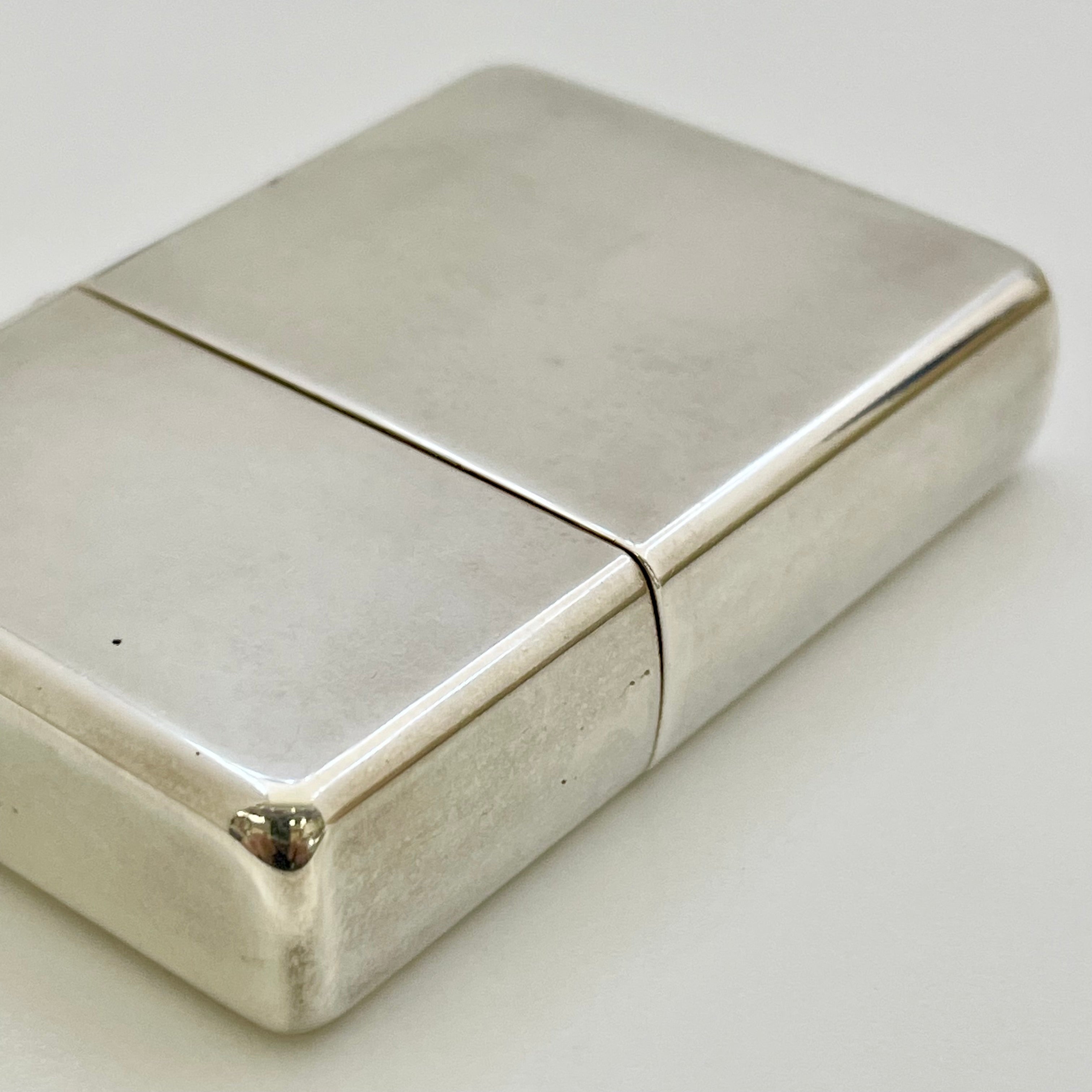 【送料無料】_ Zippo_(ジッポ)_オイルライター_STERLING SILVER無地2005_中古品