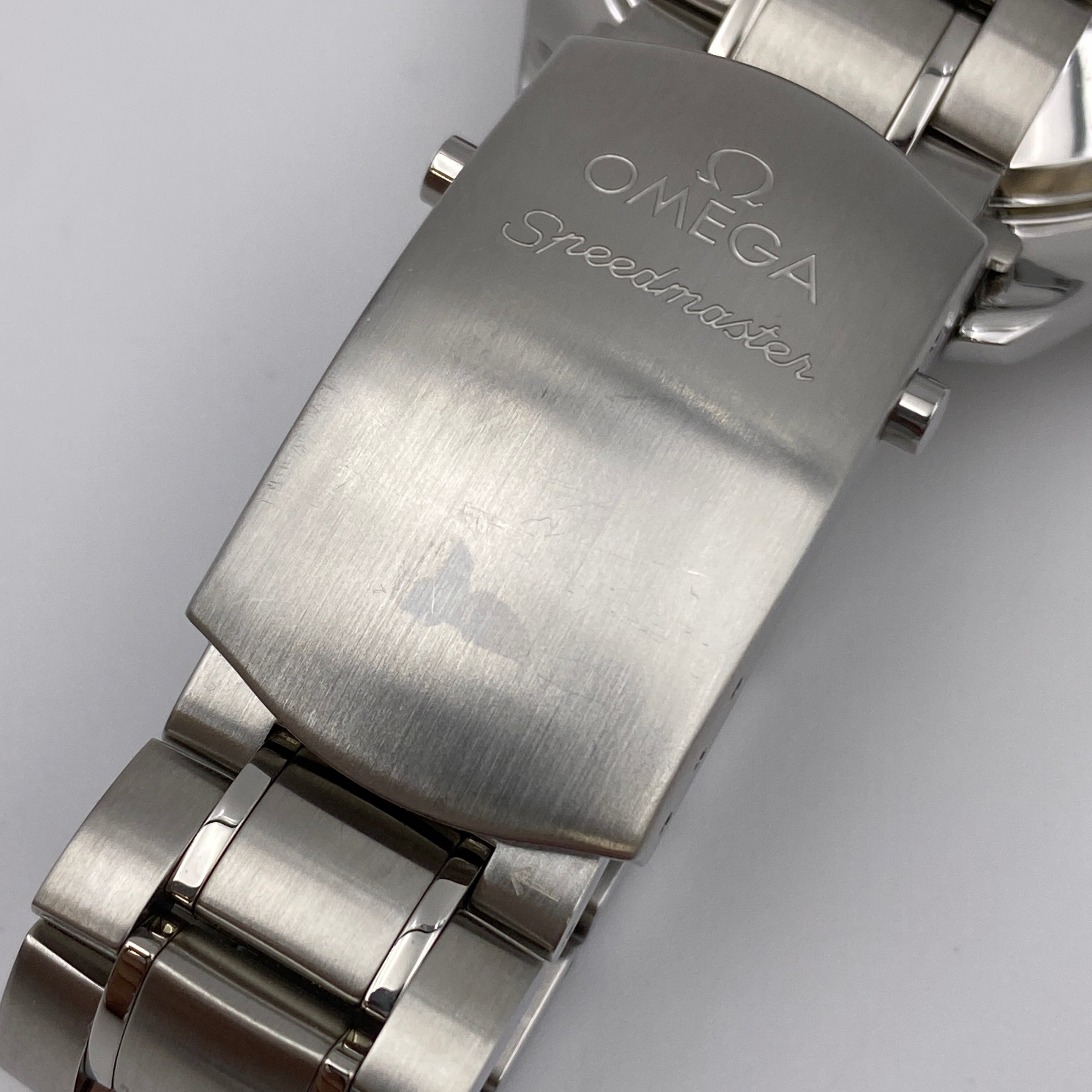 OMEGA_(オメガ)_スピードマスター デイト40㎜ _3211.31.00_ 中古品