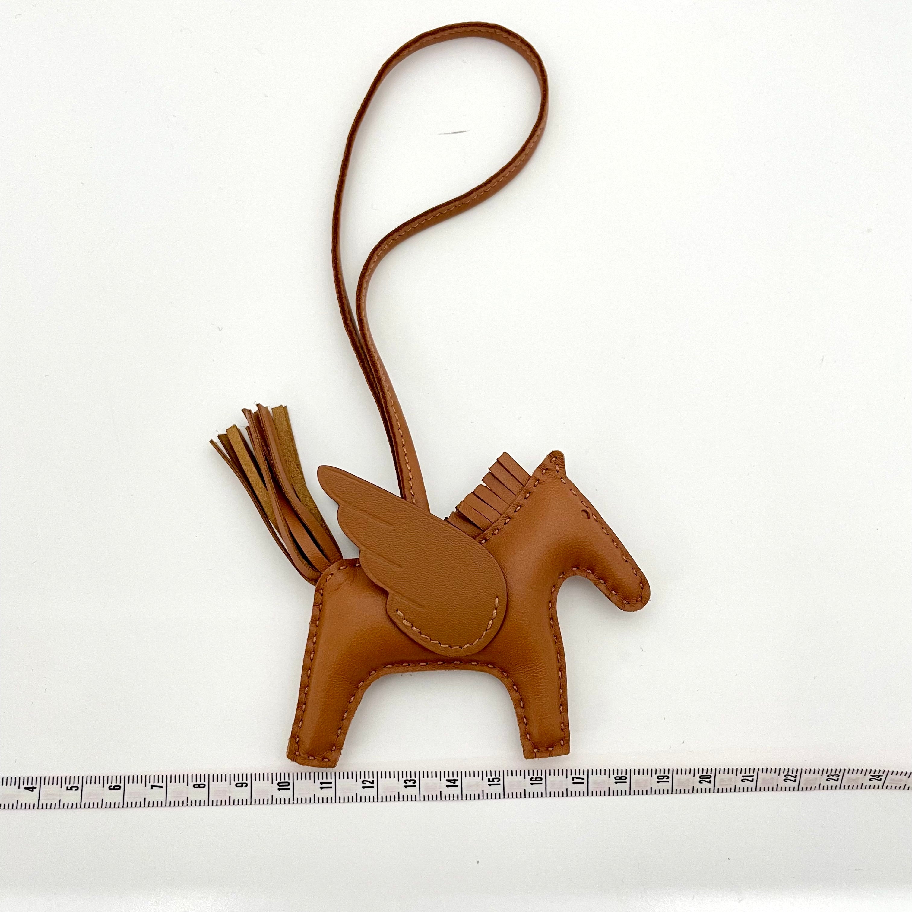 【送料無料】_ HERMES _(エルメス) _ロデオ ペガサス PM _チャーム ゴールド _未使用品