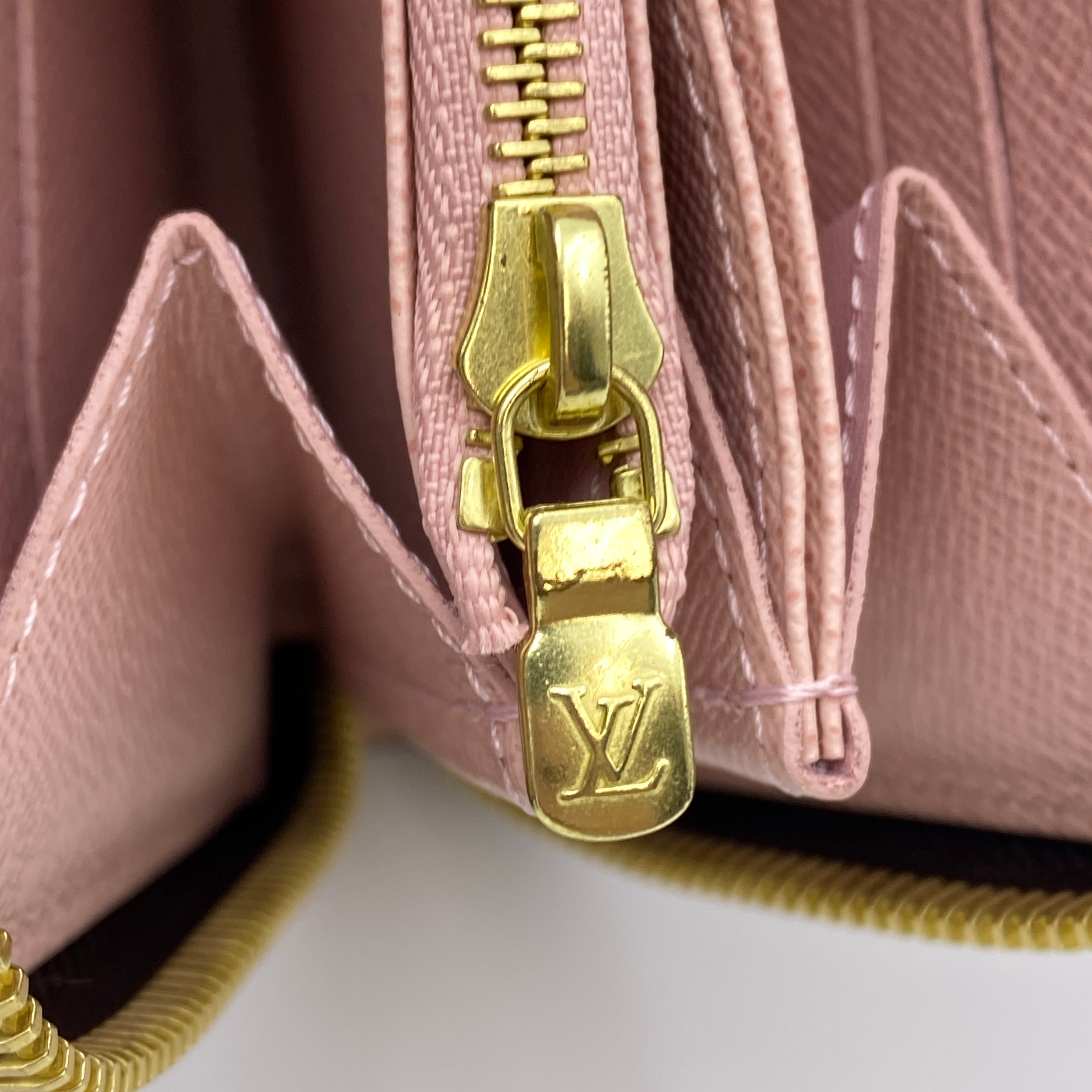 【送料無料】_ LOUIS VUITTON_(ルイヴィトン)_ジッピー・ウォレット_ ローズバレリーヌM41894_ 未使用品