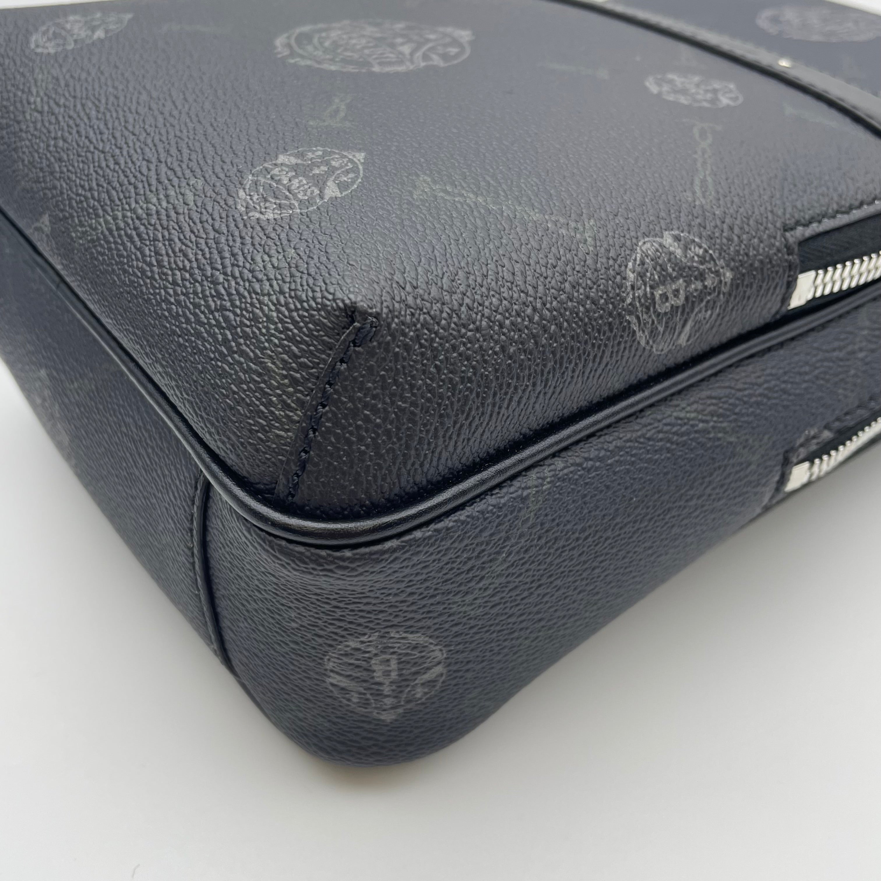 【送料無料】_ BERLUTI_(ベルルッティ)_PVCxレザー ボディバッグ _中古品