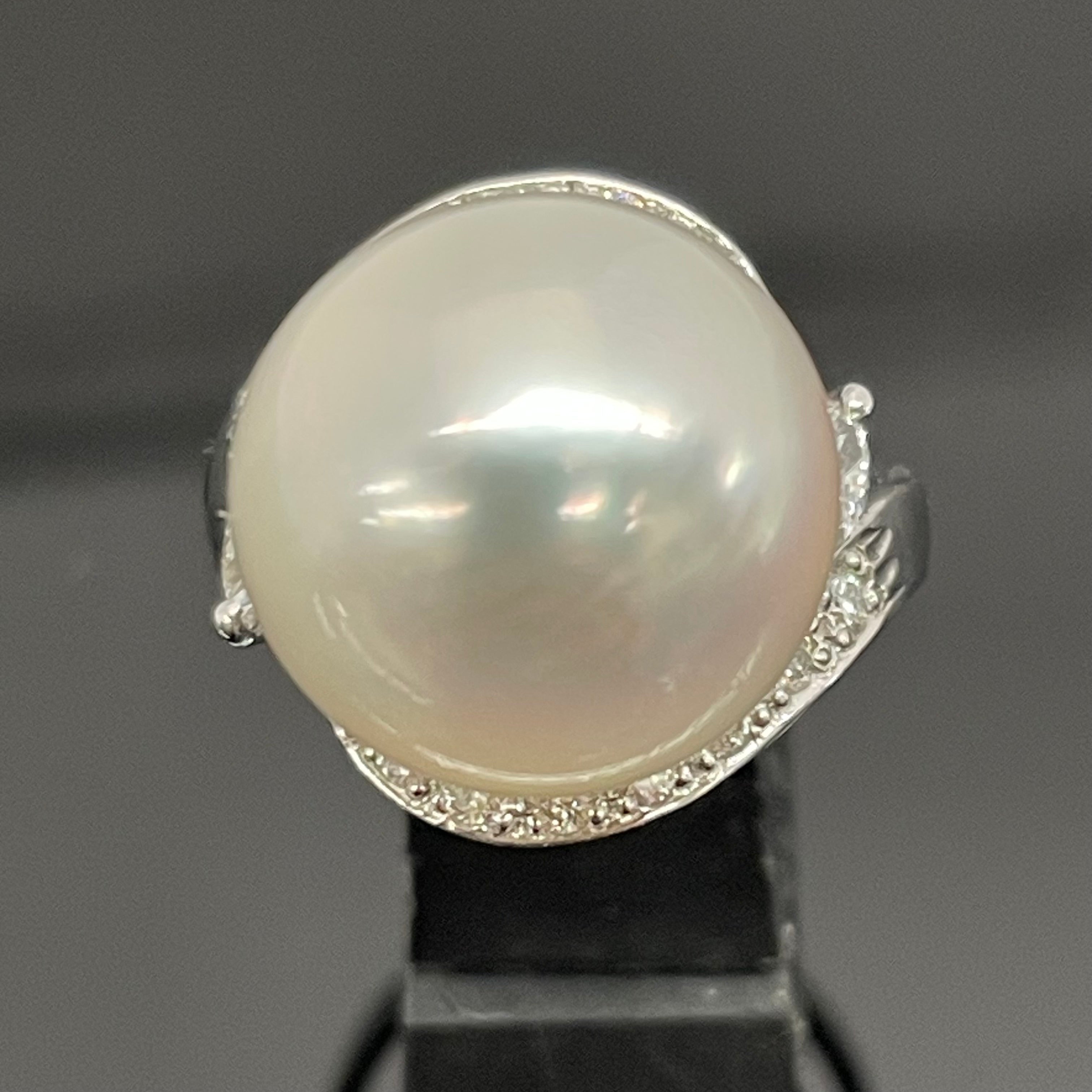 【送料無料】_ ノンブランド_ 白蝶パールプラチナリング _14mm FD0.52ct _Pt900/10.8g _中古品