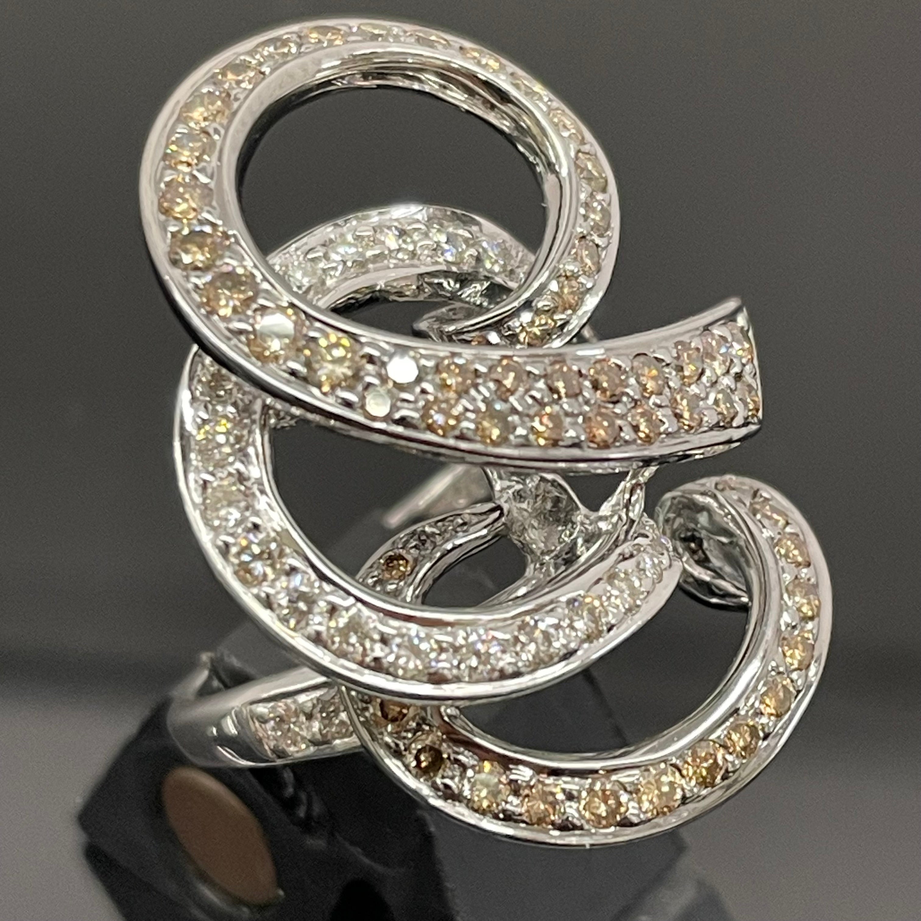 ノンブランド _K18WG FD0.47/0.89ct _ダイヤモンドデザインリング_ 中古品