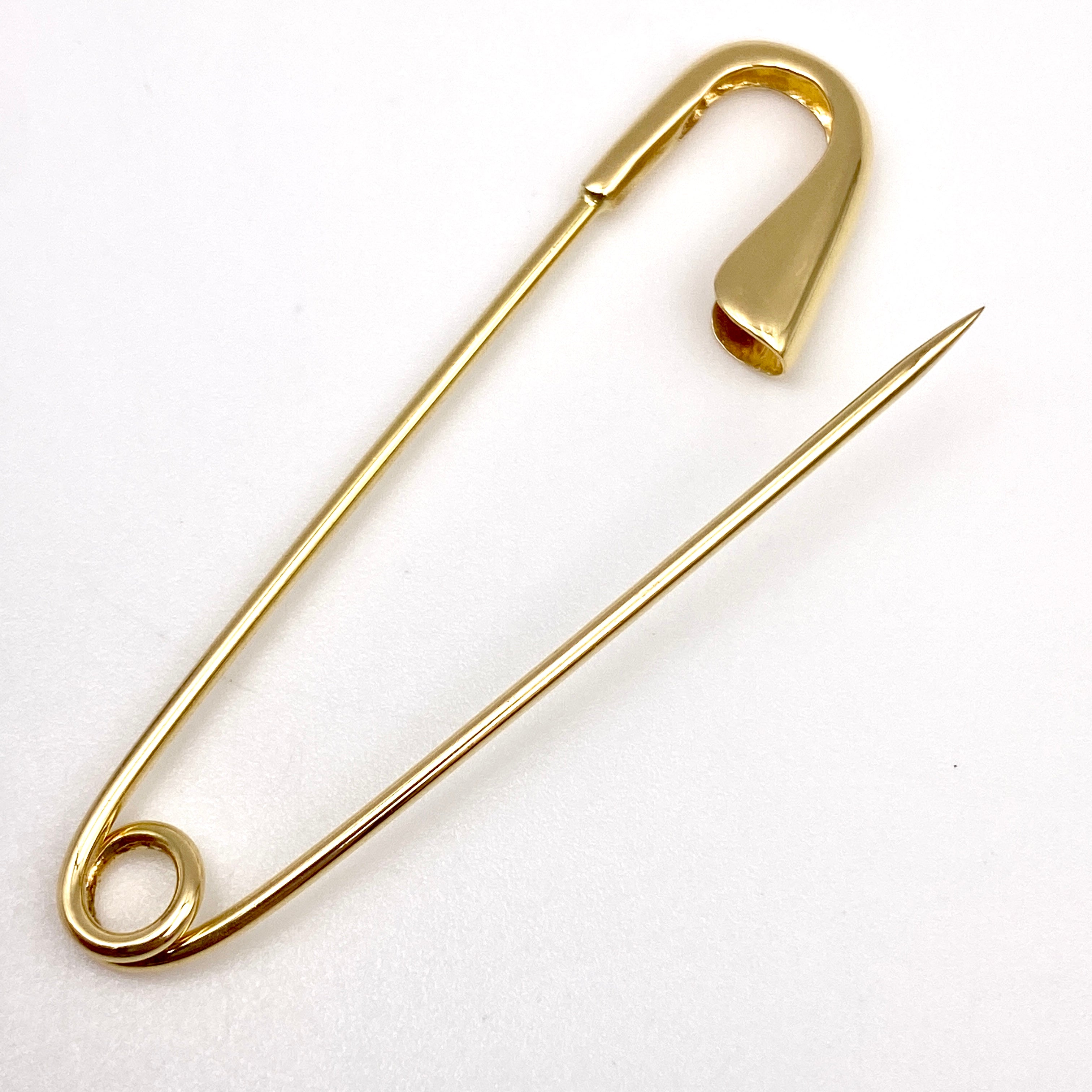 【送料無料】_ ノンブランド _K18(18金製)_安全ピン 2.7g_ 中古品