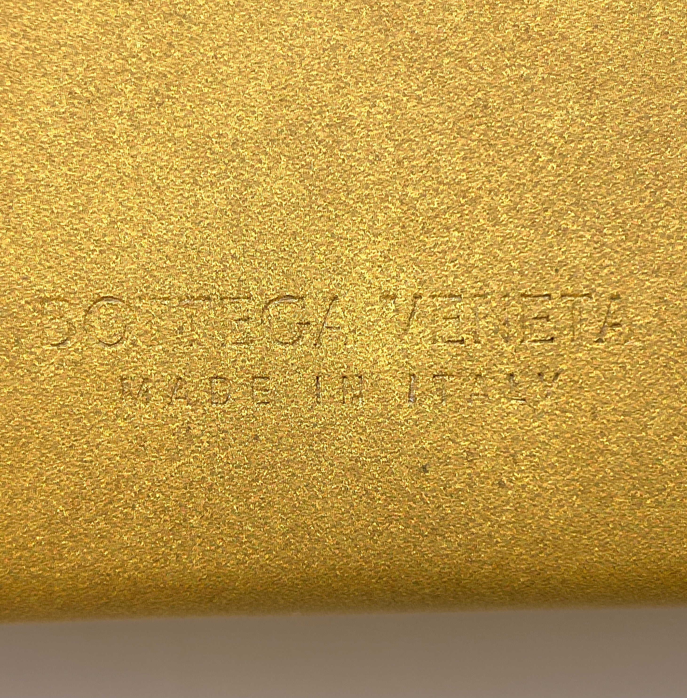 【送料無料】_BOTTEGA VENETA_(ボッテガヴェネタ)_スモール ブラウン バッグ_ 741542 クラフト カーフスキン_中古品