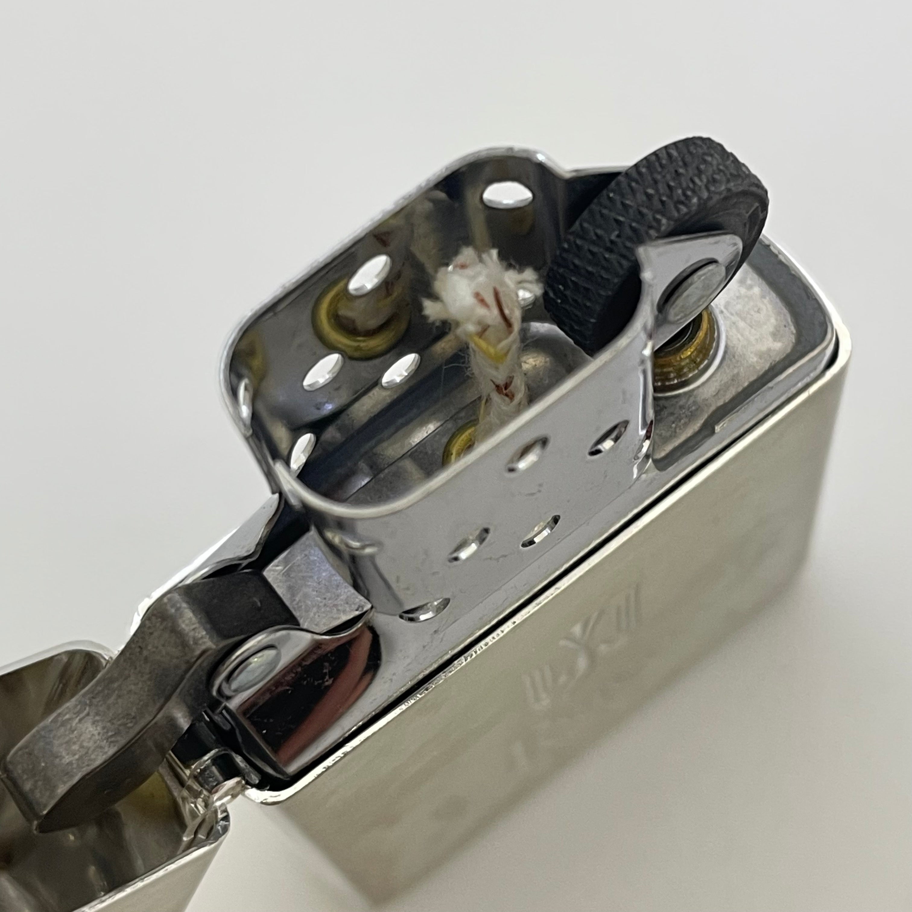 Zippo _Peaceオイルライター _2015年製_未使用品